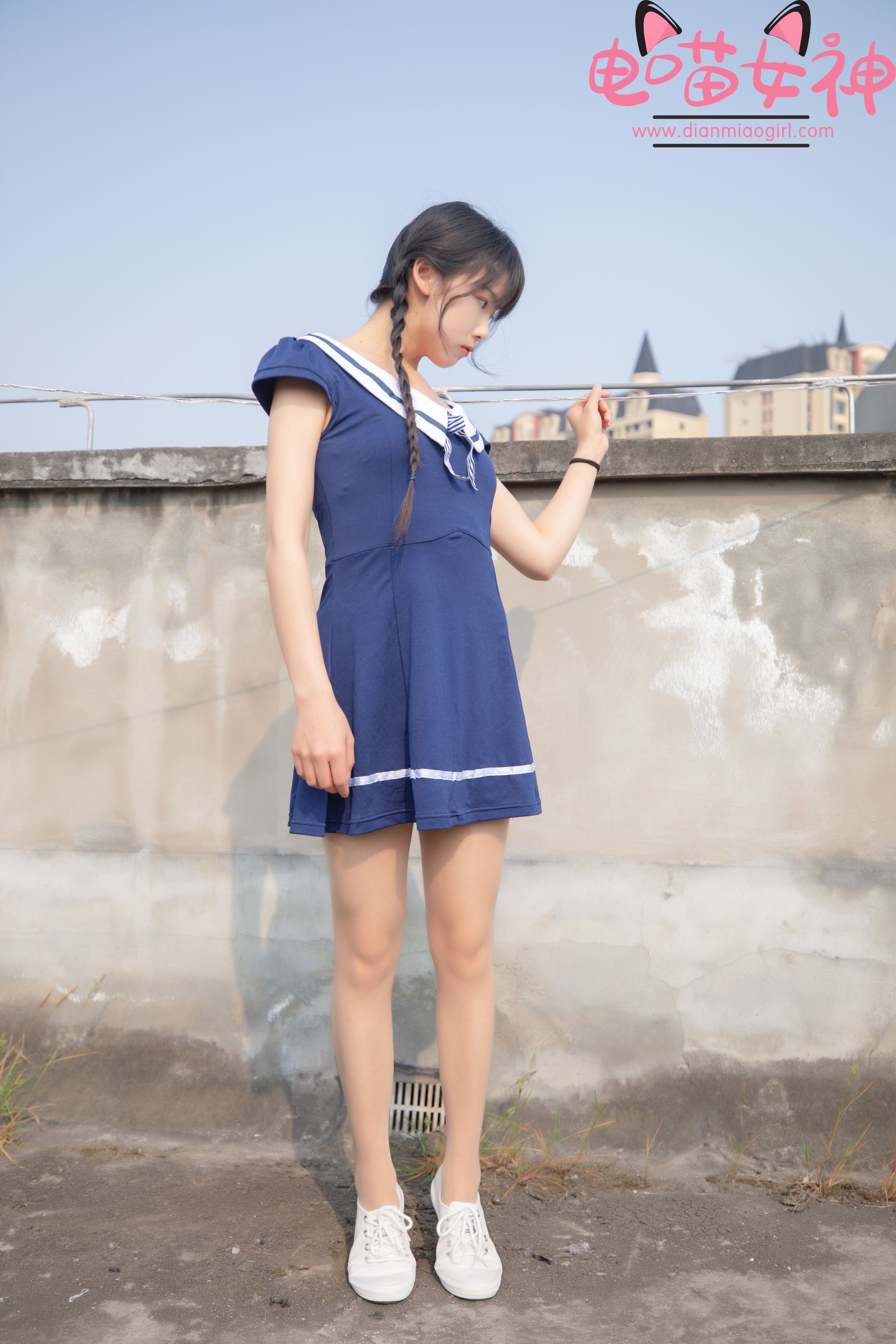 电喵女神 – 灵唯 制服 [33P]