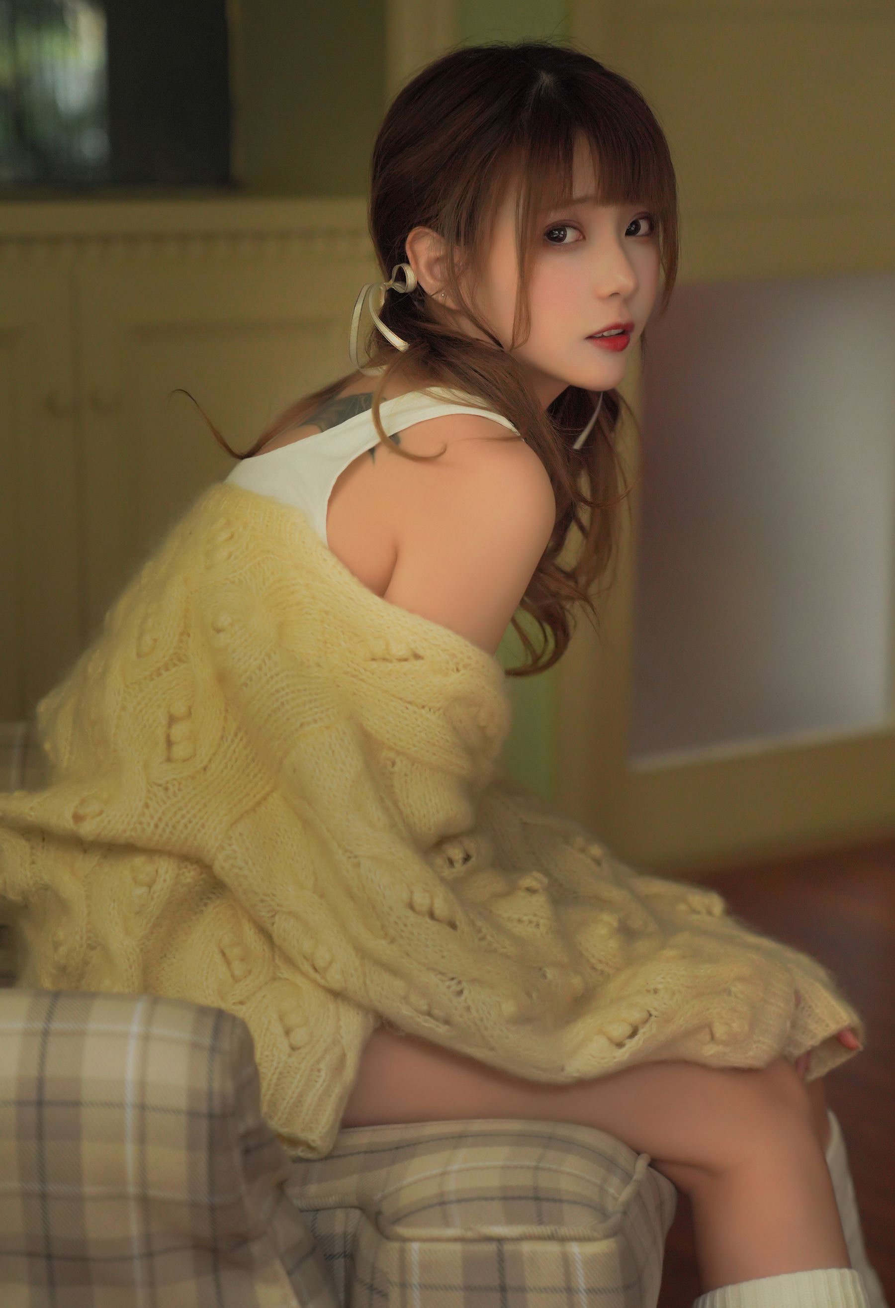 凛子酱 – 眼泪味道的雨 [12P]