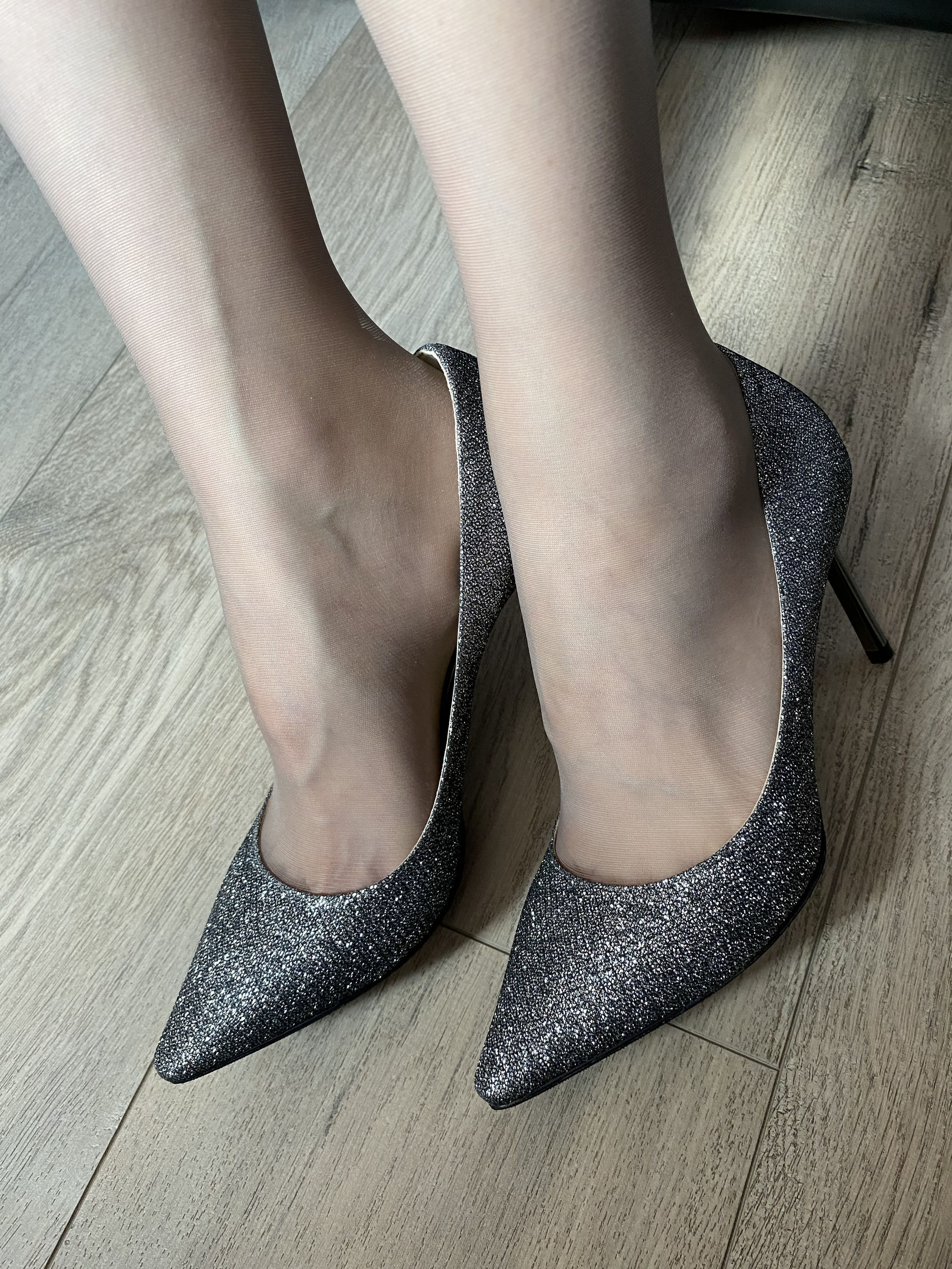 丝足博主麋鹿_Monroe 2020.08.22 丝腿 [29P]