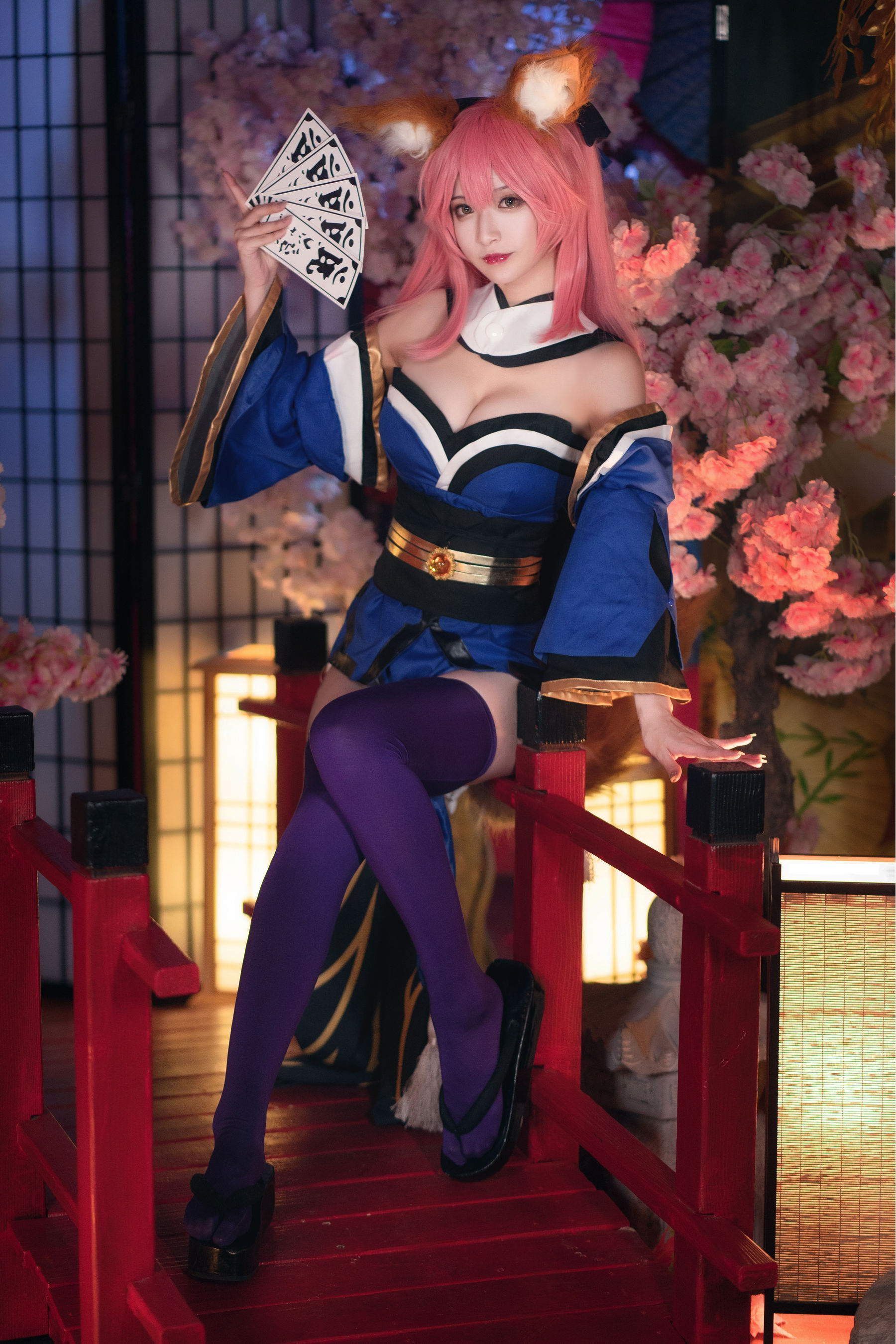 [Cosplay写真] 动漫博主铁板烧鬼舞w – 玉藻前 原皮 [32P]