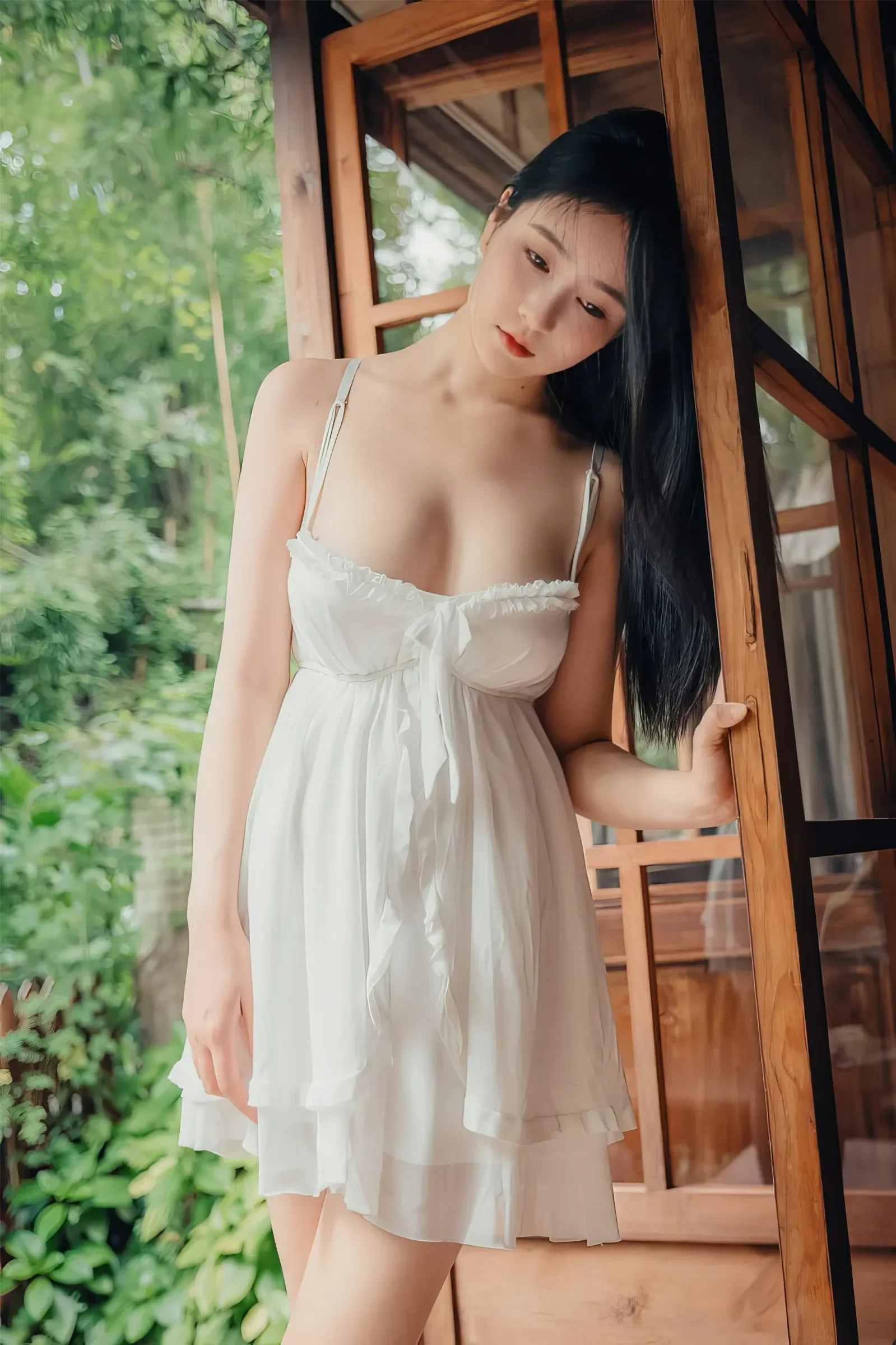 年年Nnian – 林间小屋 [34P]