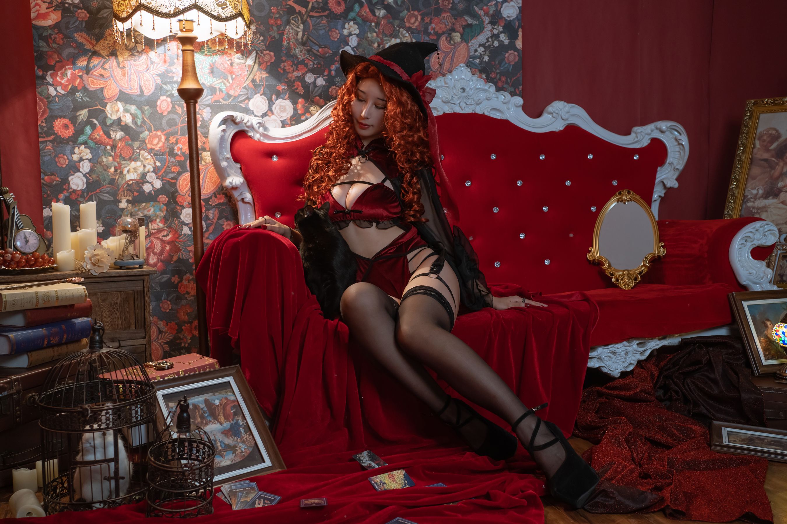 云溪溪 – 奶桃桃 女巫和艳后 [50P]