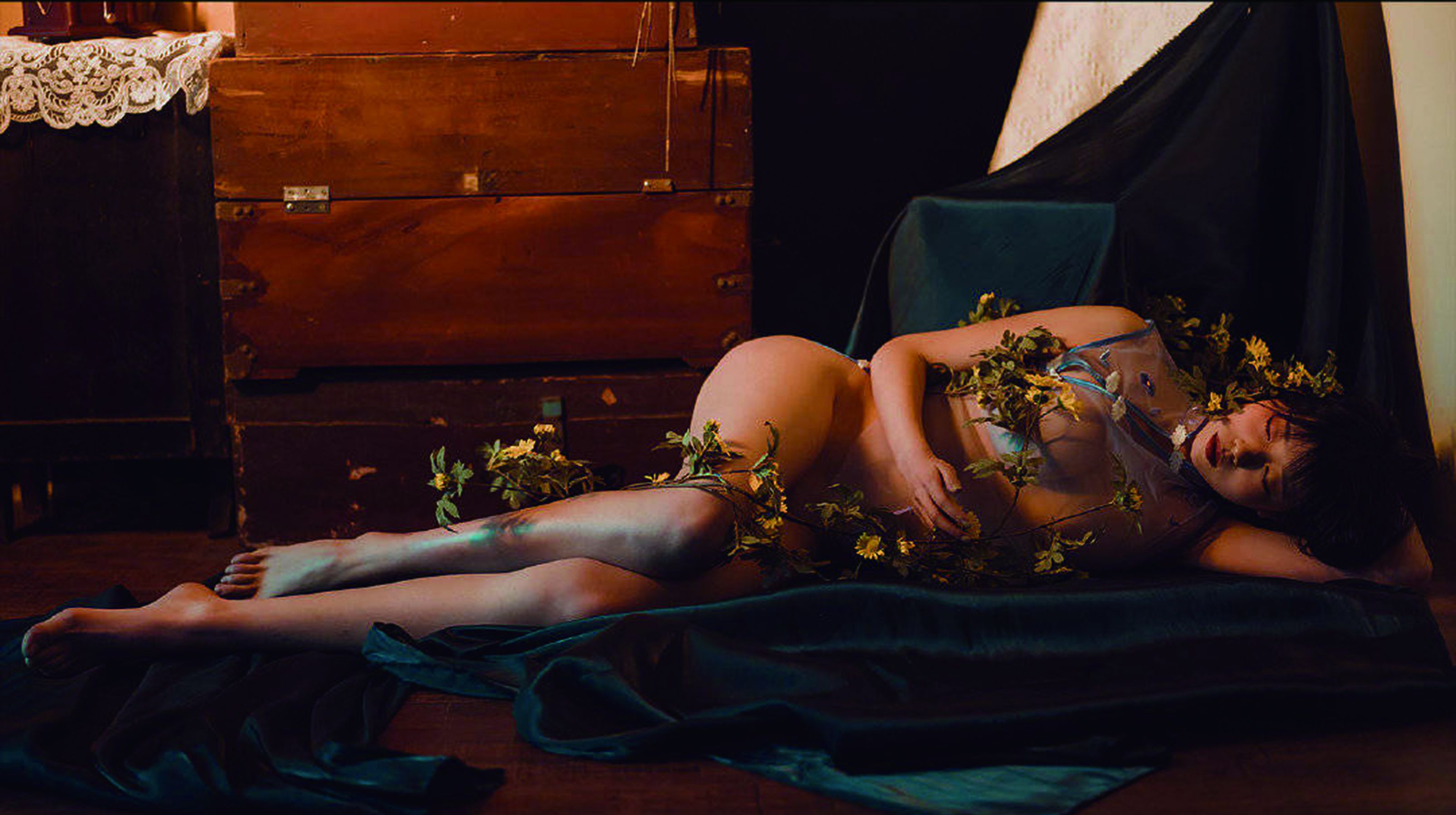 萌妹奈汐酱nice 小雏菊 [18P]