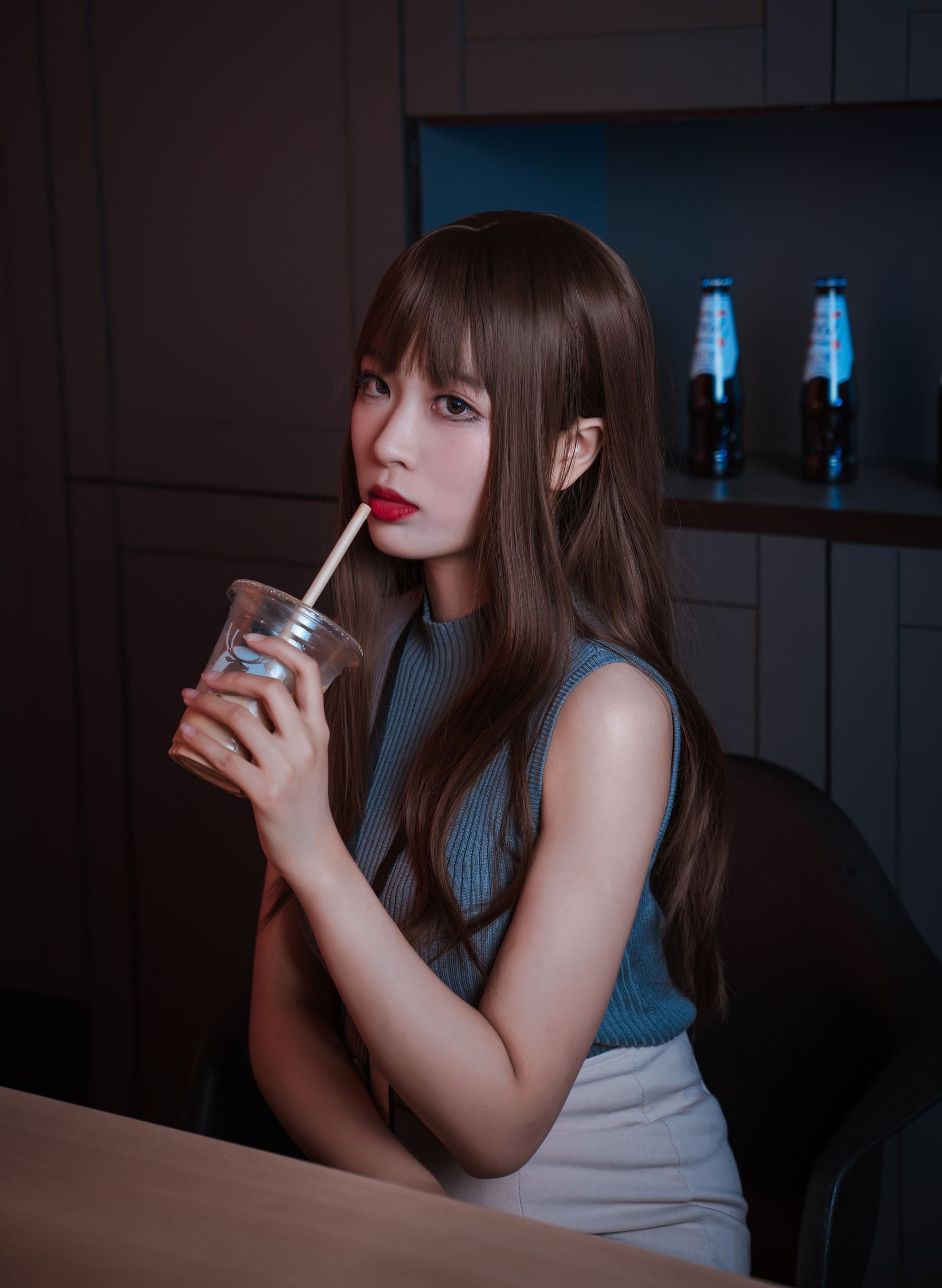 轩萧学姐 – 微醺喝醉了OL [57P]