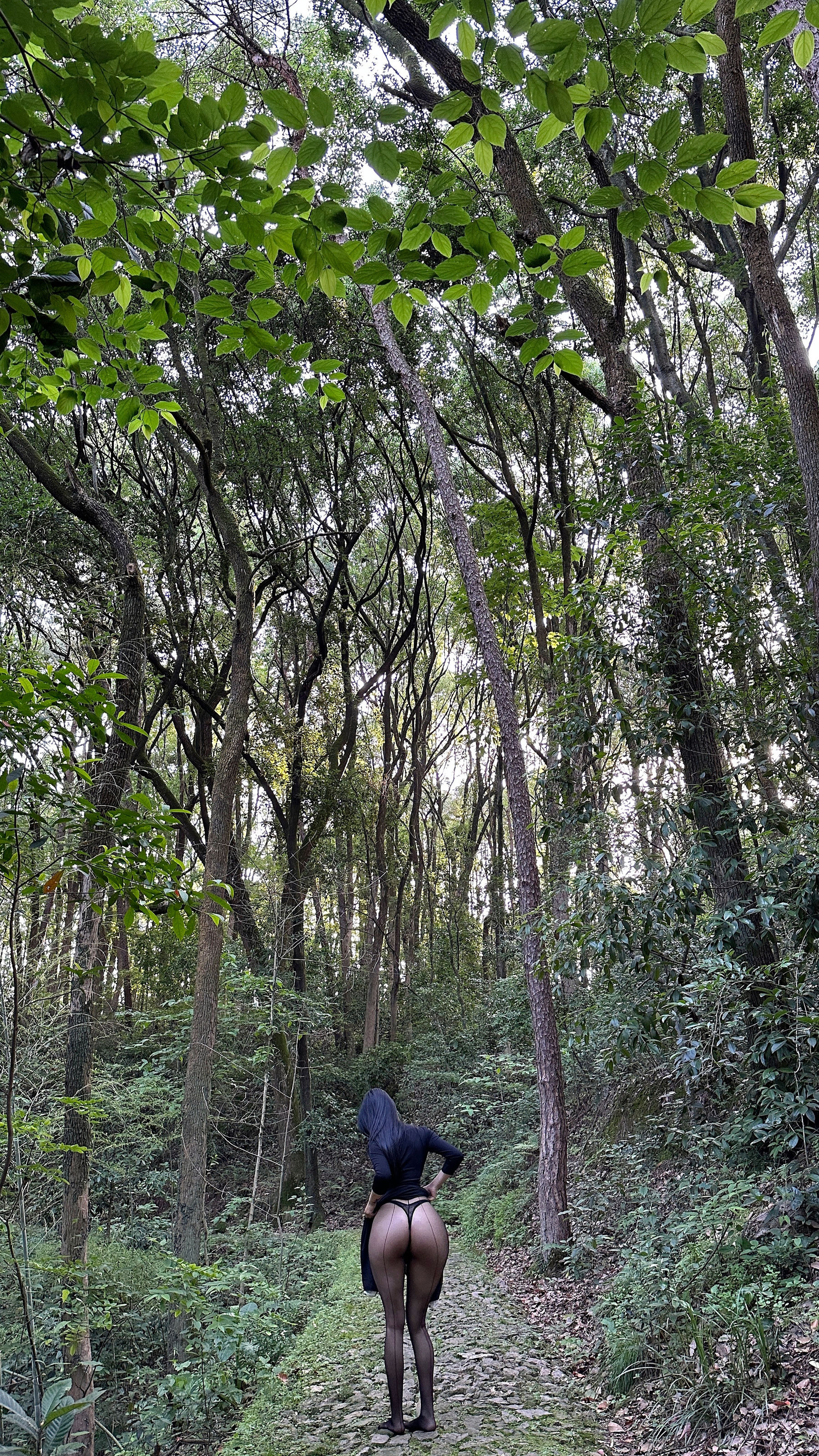 俏妞qiaoniuTT – 户外巨豚 [36P]