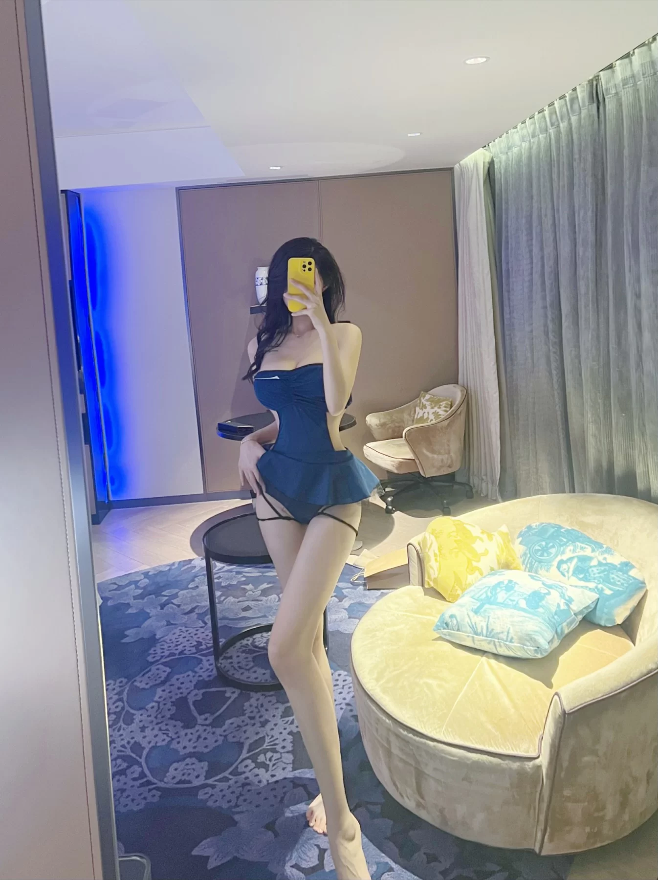 葛征 – 情趣连衣裙 [24P]