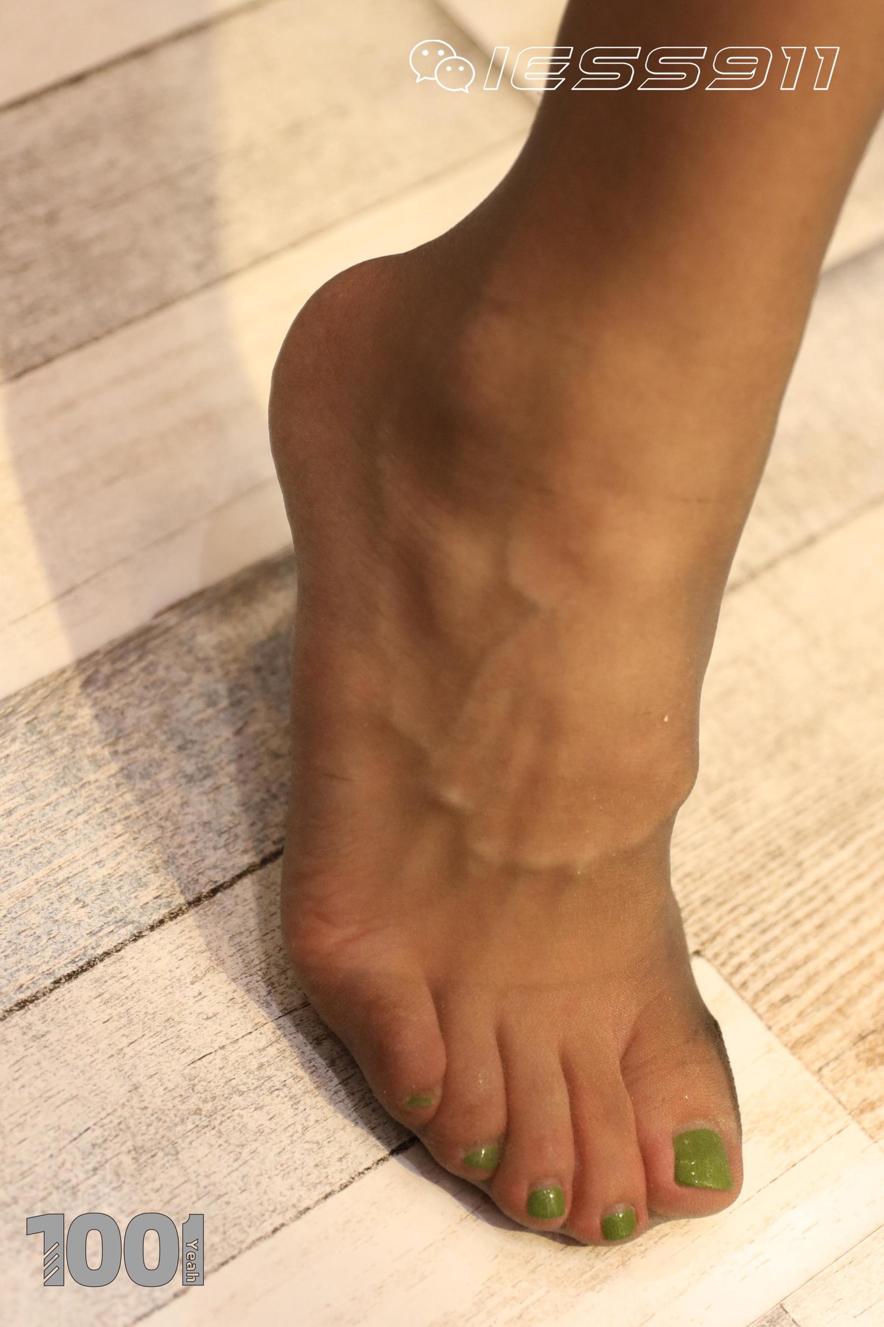 [IESS一千零一夜] 模特：真真 《逛街2》_第5张