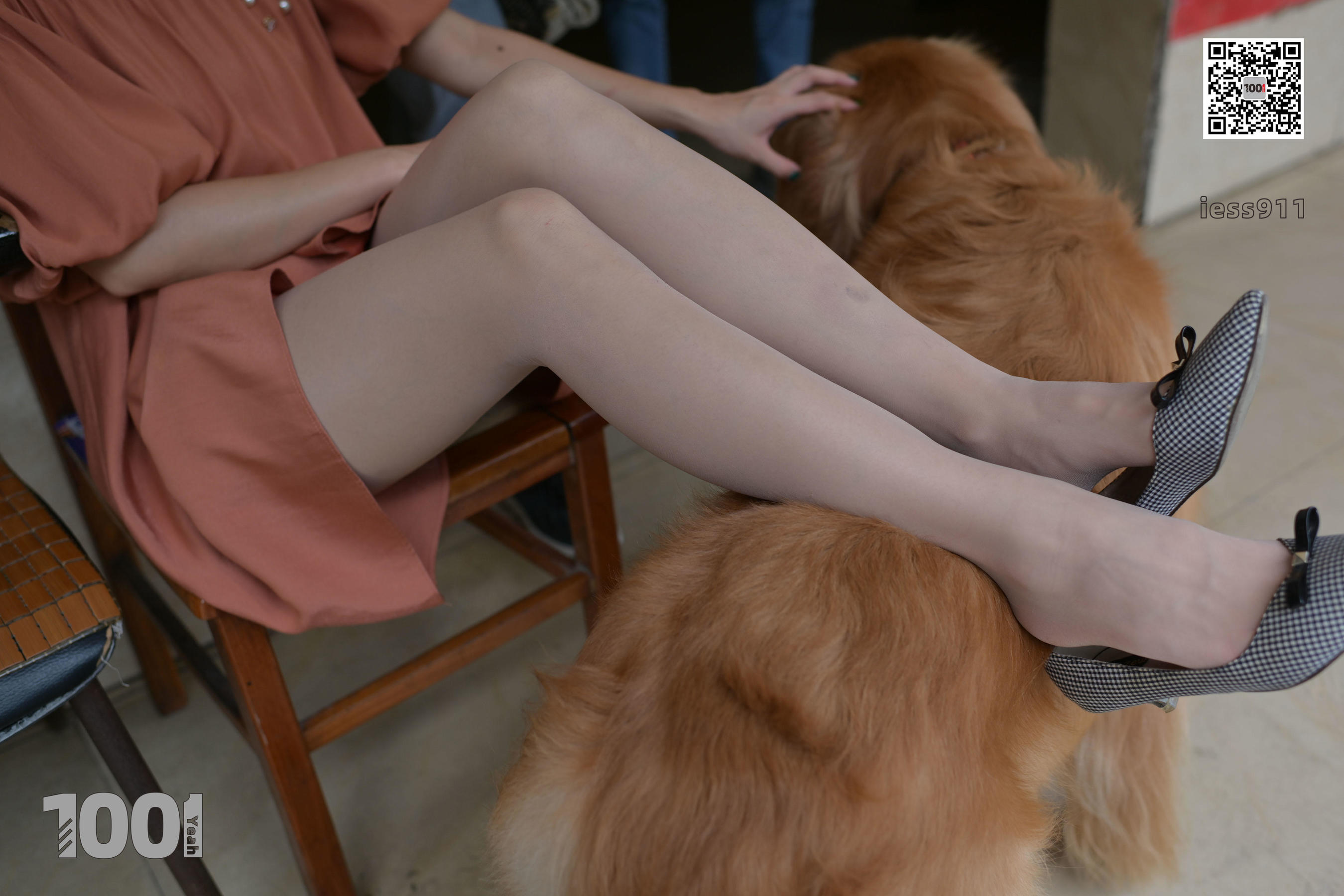 [IESS一千零一夜] 模特：真真 《家有萌宠1》_第4张