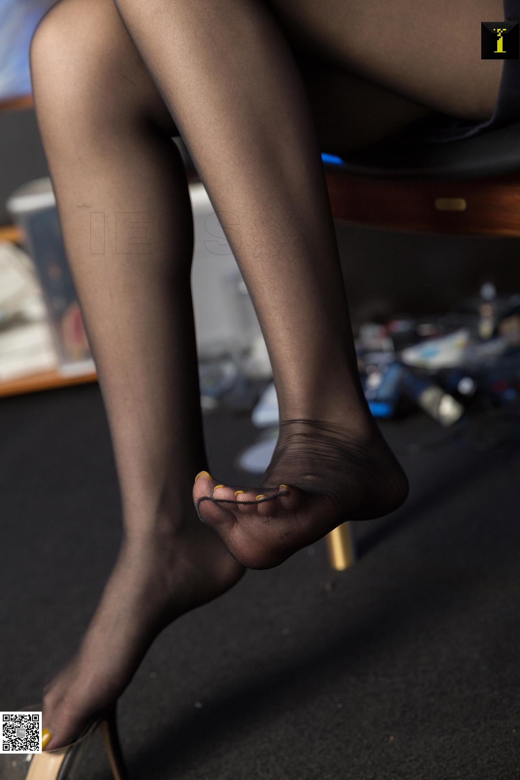 [IESS异思趣向] 模特：可乐 《白领的休息间隙》_第2张