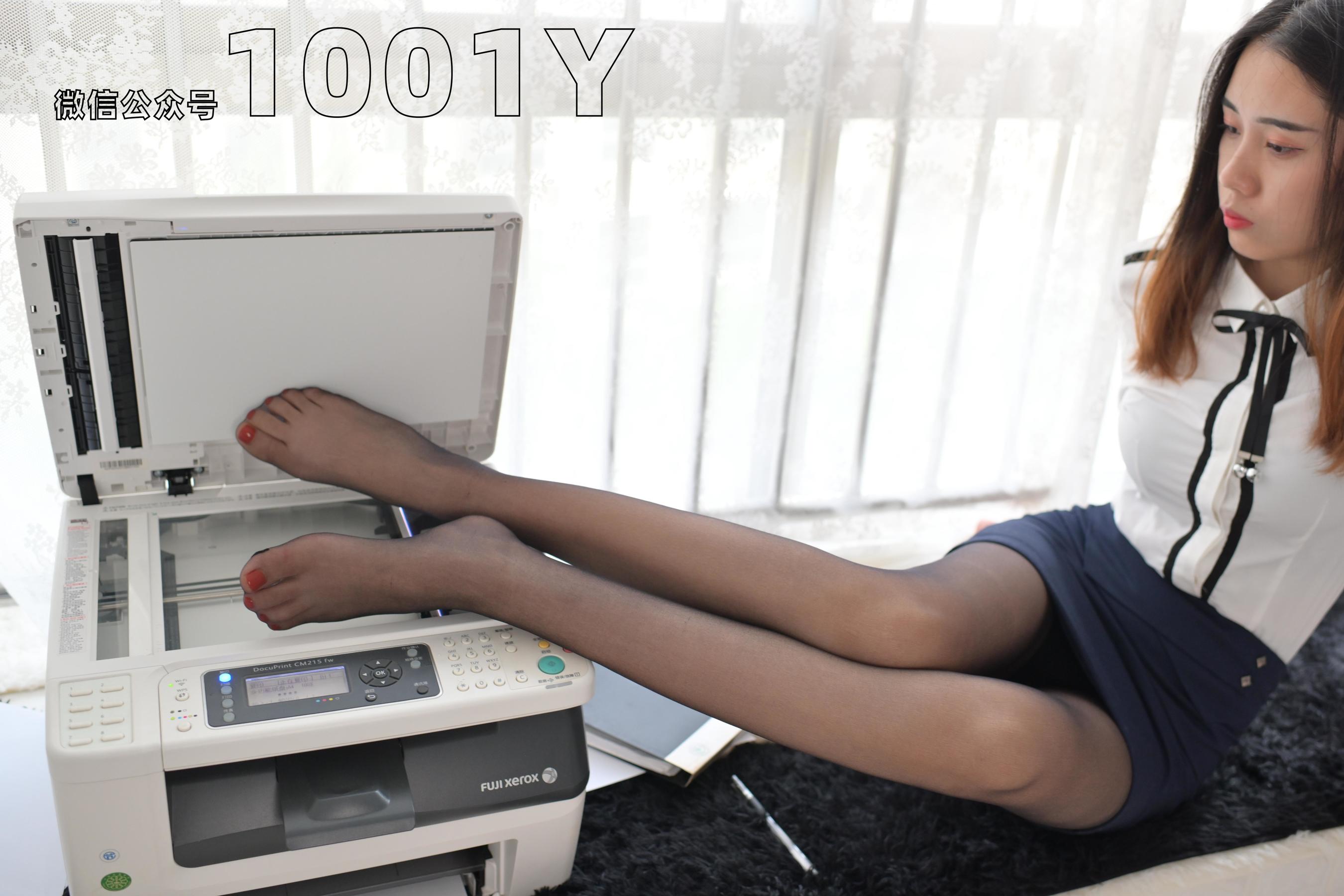 [一千零一夜IESS] 西瓜 《我的小秘书3》_第1张