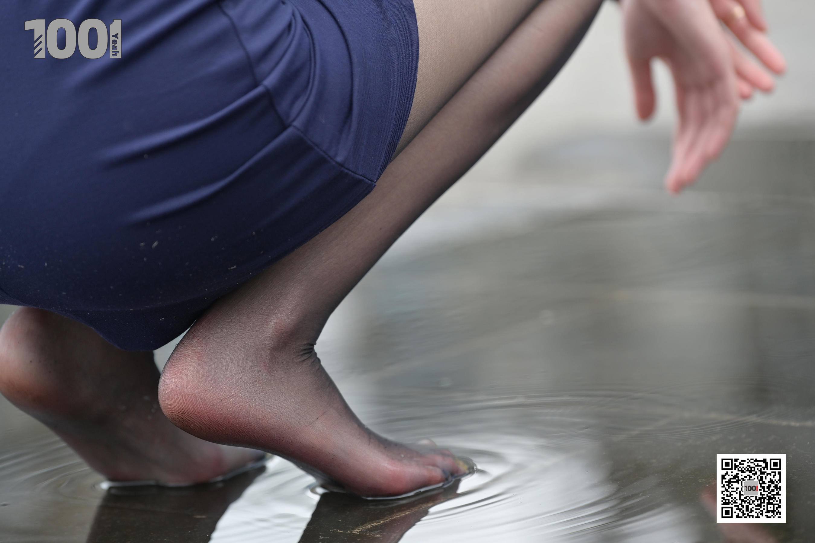 [一千零一夜IESS] 模特 腿腿 《网恋见面4》_第1张