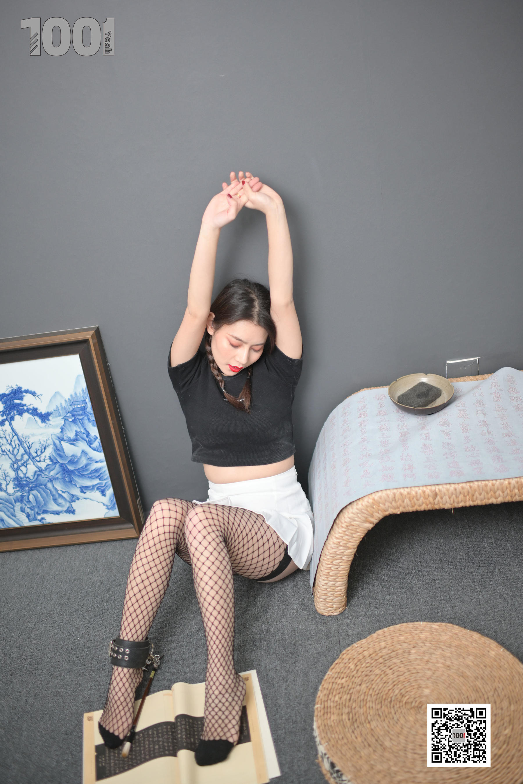 [IESS一千零一夜] 模特：真真《被囚禁在家里练字3》_第3张