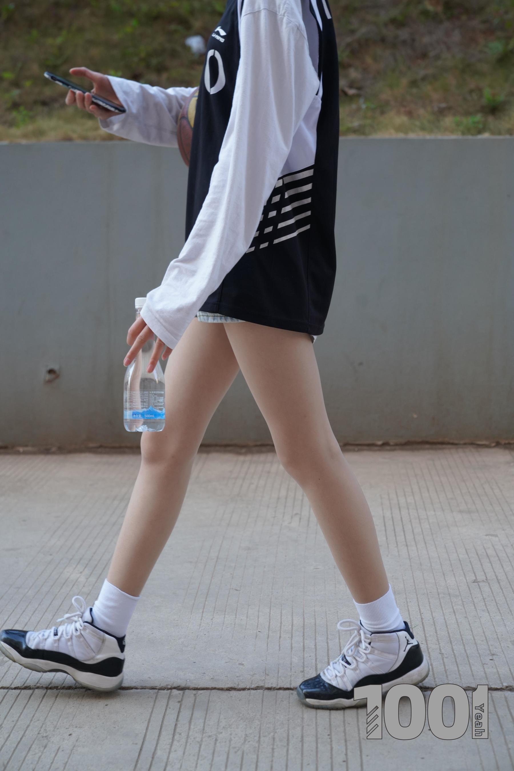 [IESS一千零一夜] 模特：草莓《陪女朋友打篮球1》_第2张