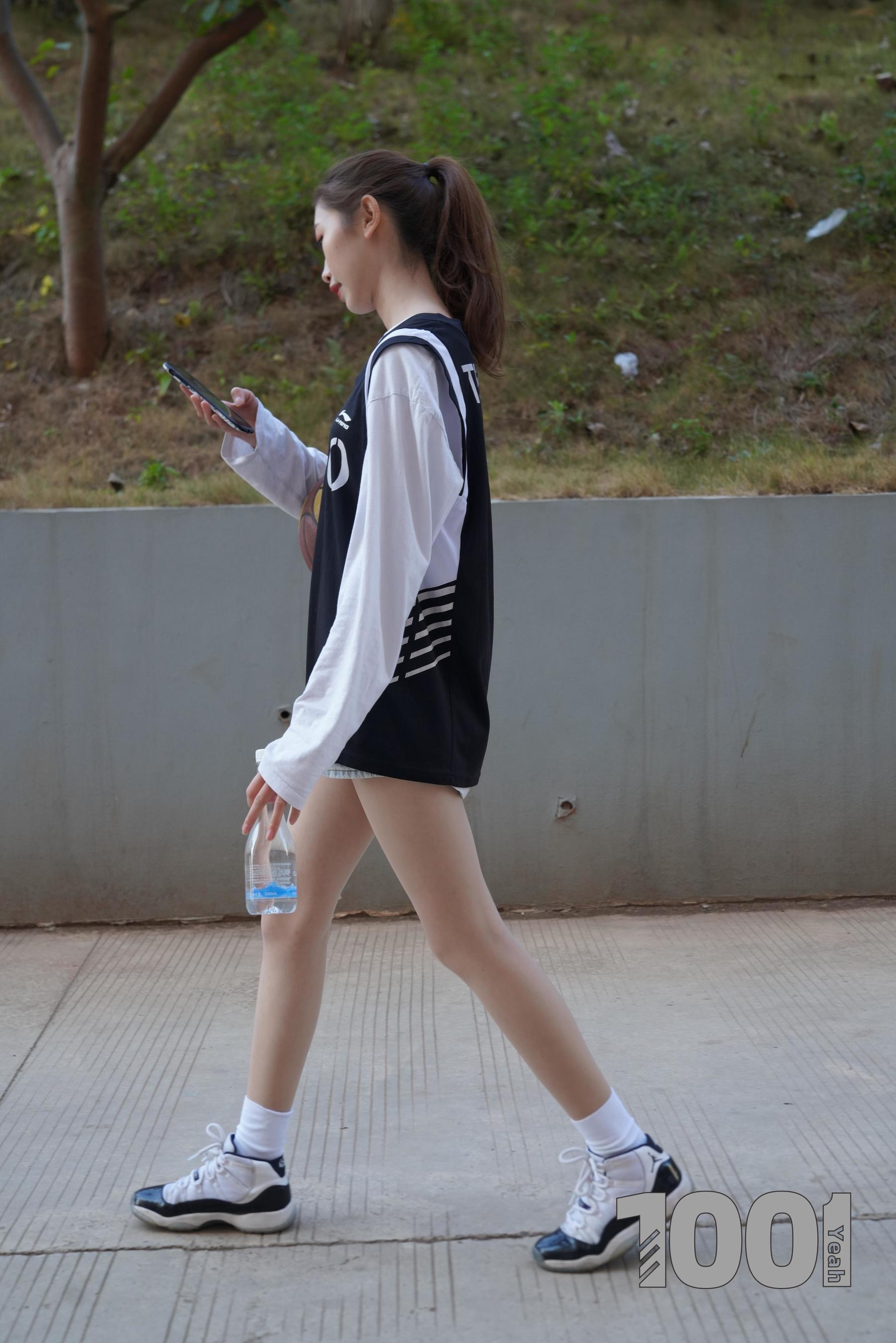 [IESS一千零一夜] 模特：草莓《陪女朋友打篮球1》_第3张