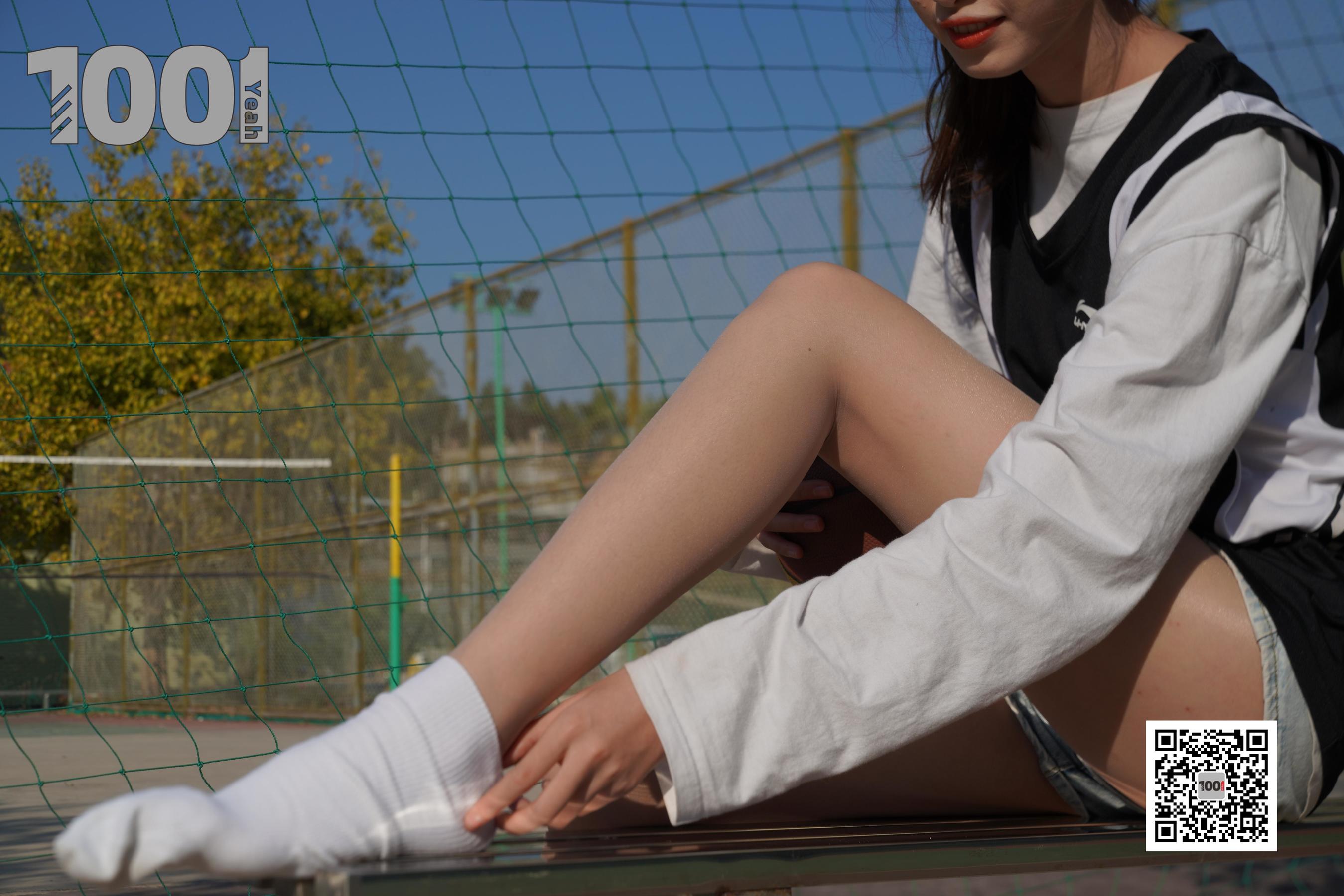 [IESS一千零一夜] 模特：草莓《陪女朋友打篮球4》_第1张