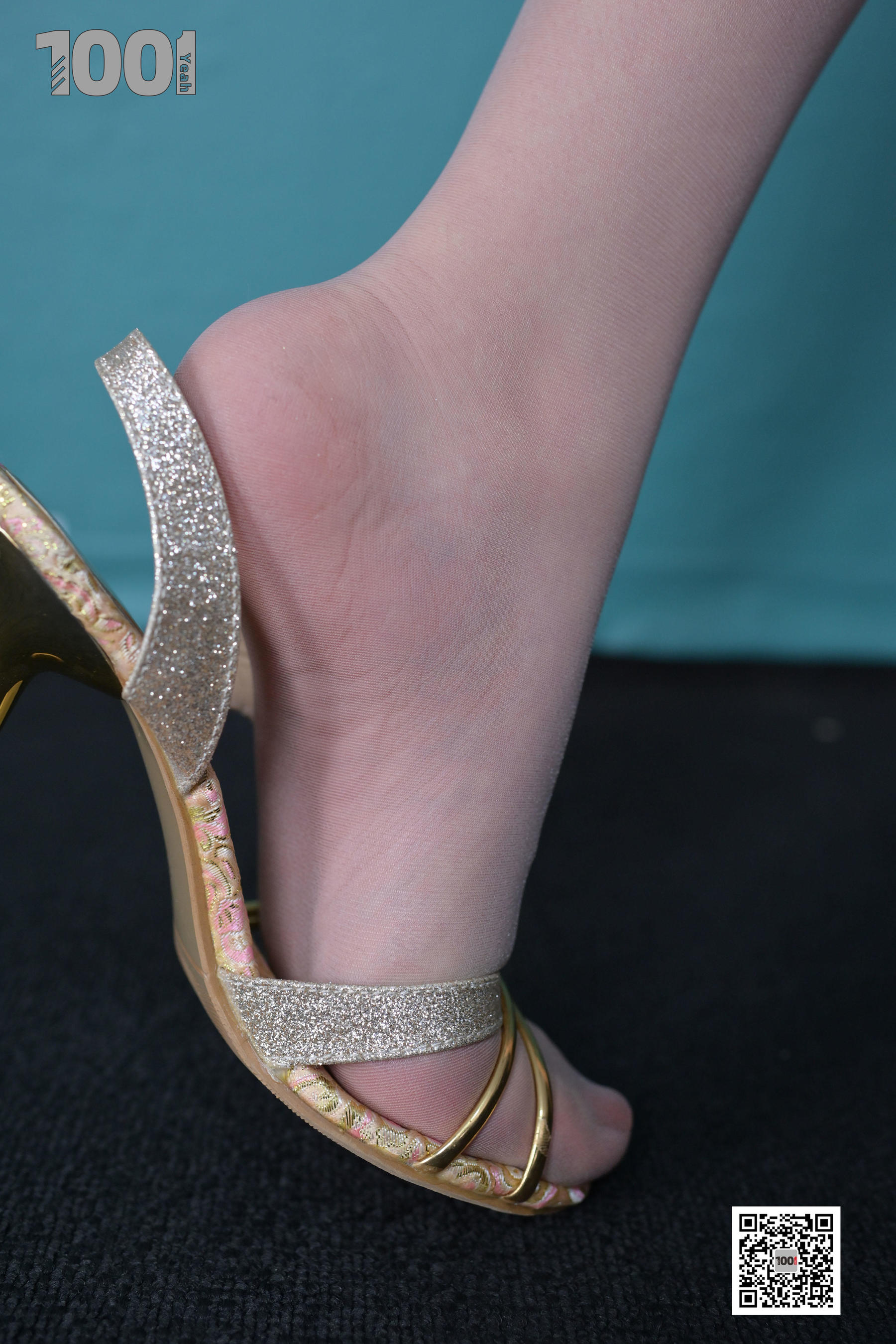 [IESS一千零一夜] 模特：西瓜《职场小白面试记3》_第5张