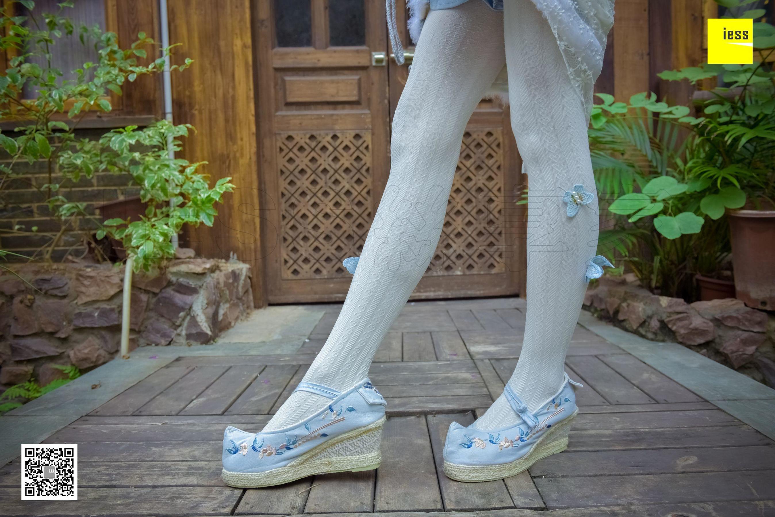 丝享家122 木木 《汉服绣花鞋白色袜》[IESS异思趣向]_第2张