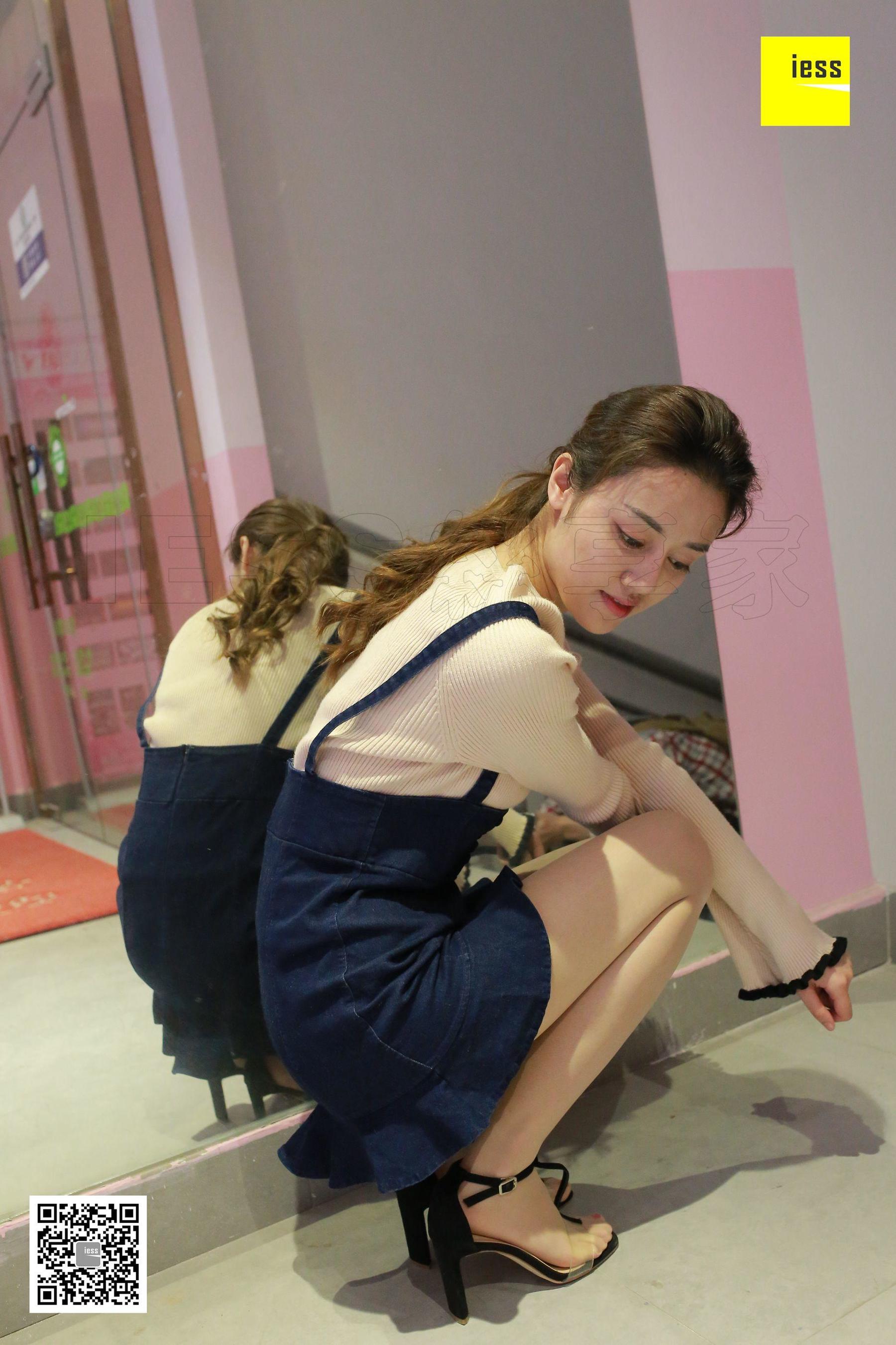 晶晶《牛仔短裙与肉丝凉高》[异思趣向IESS] 丝享家211_第5张