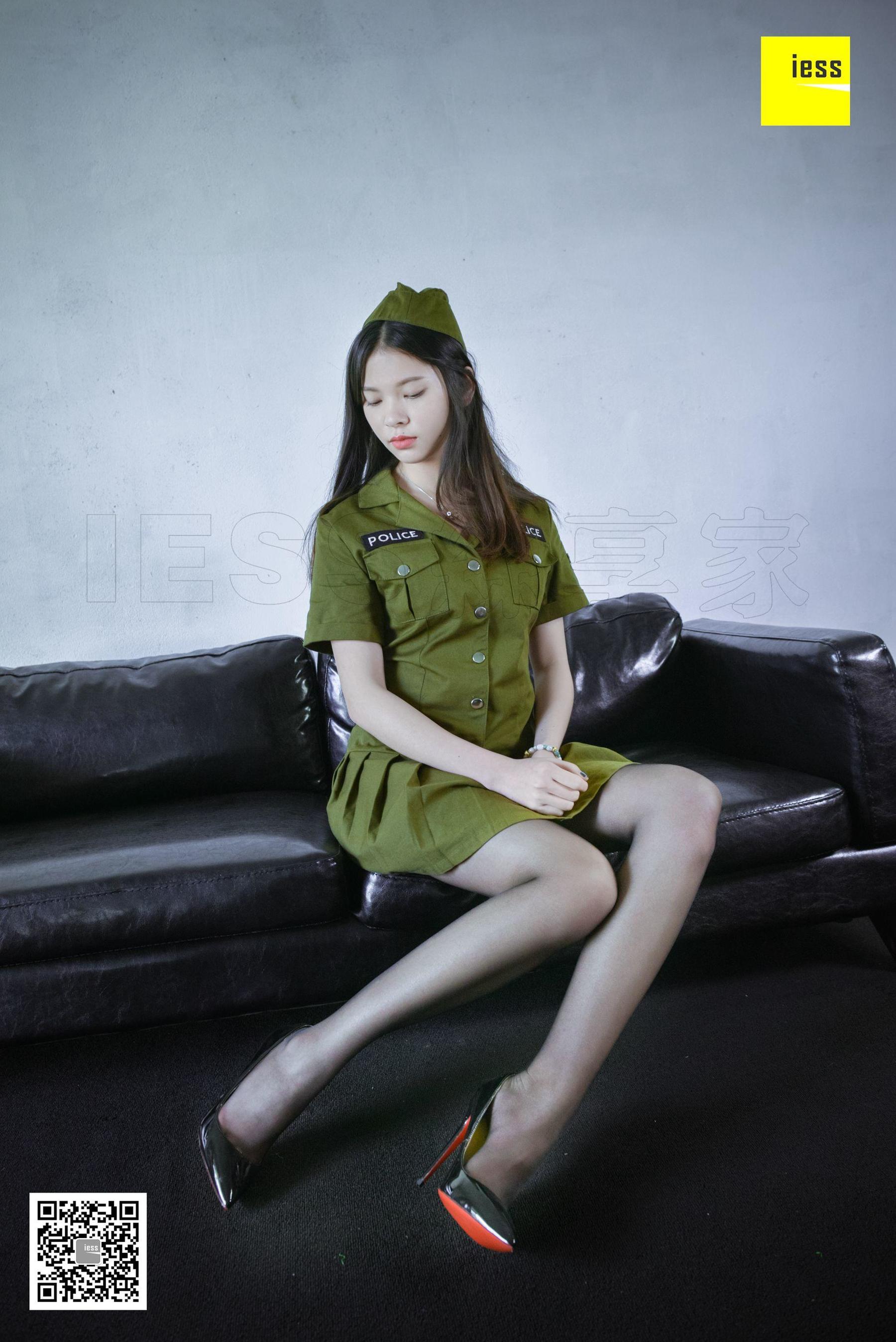 七七《黑丝军绿制服》 [异思趣向IESS] 丝享家249_第1张