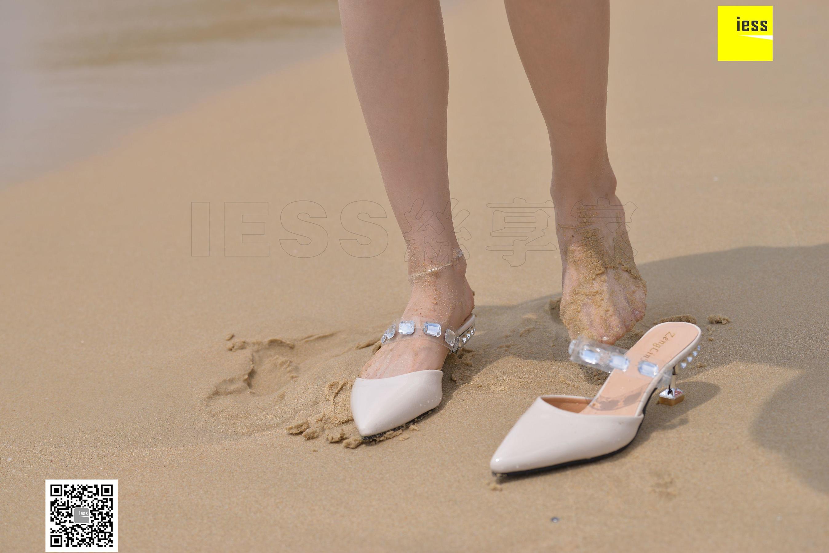 [异思趣向IESS] 《魔鬼周三》特刊27期 佳佳 沙滩制服?丝享家Ⅱ_第3张