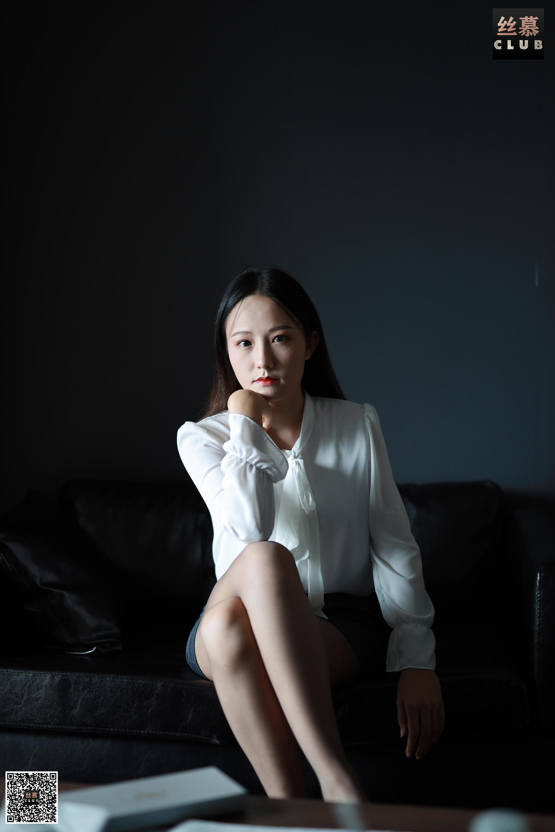 [丝慕] SM087 张小姐 天天一元《张小姐的灰sw》_第2张