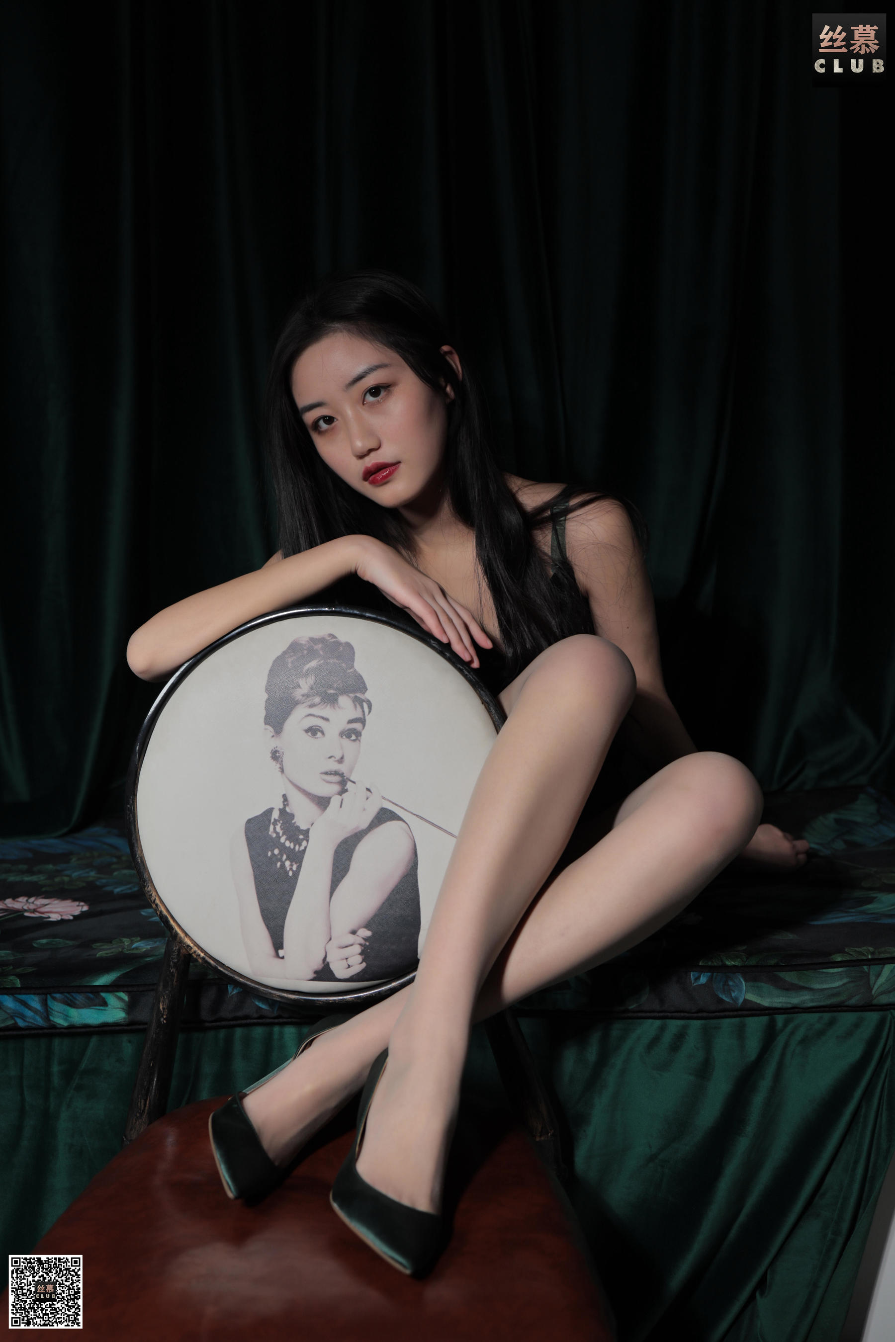 [丝慕] SM155 天天一元 双双《犯规的御姐》_第1张