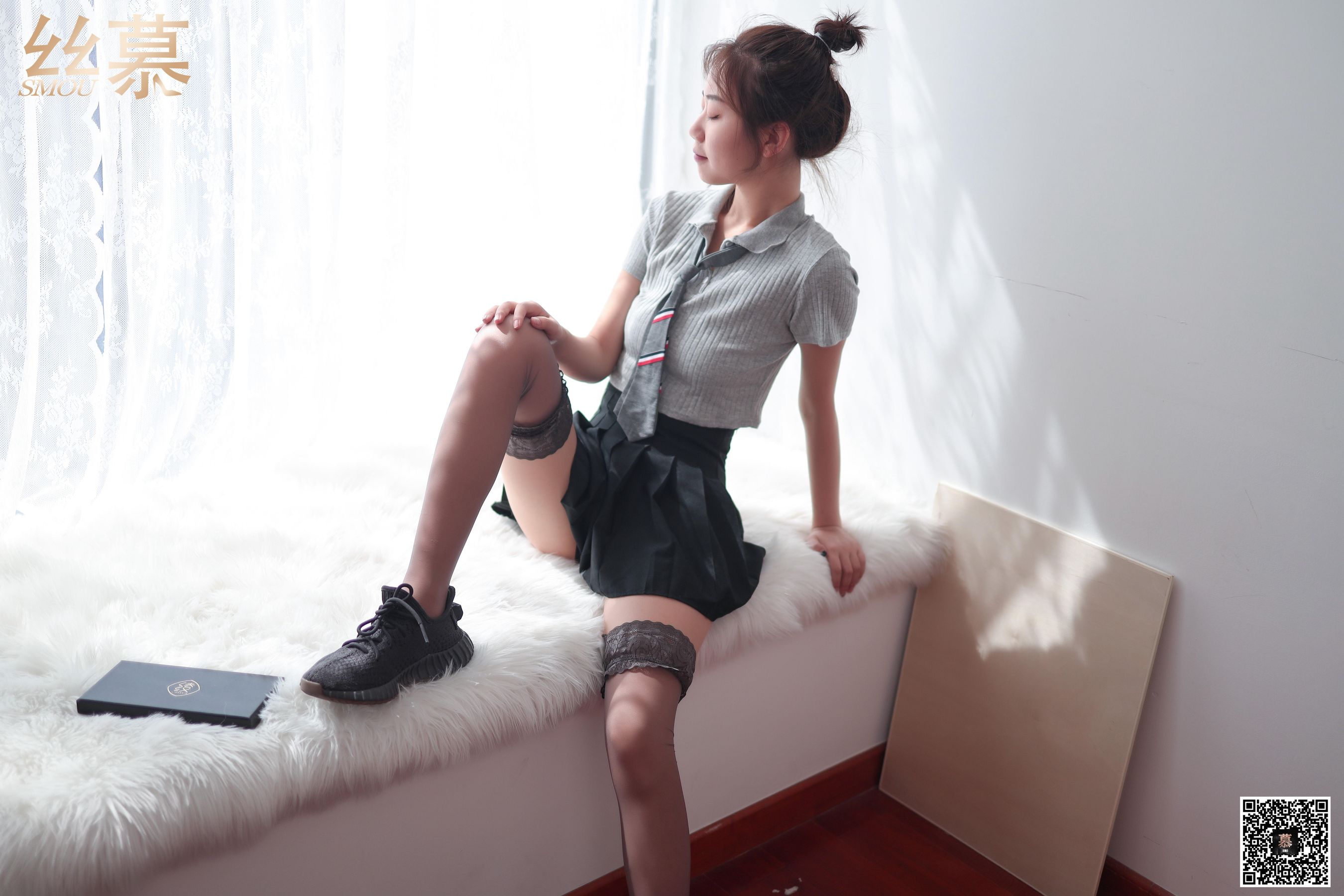 [丝慕] 特写集TX041 米朵 《缠在腿上的双丝诱惑》_第5张