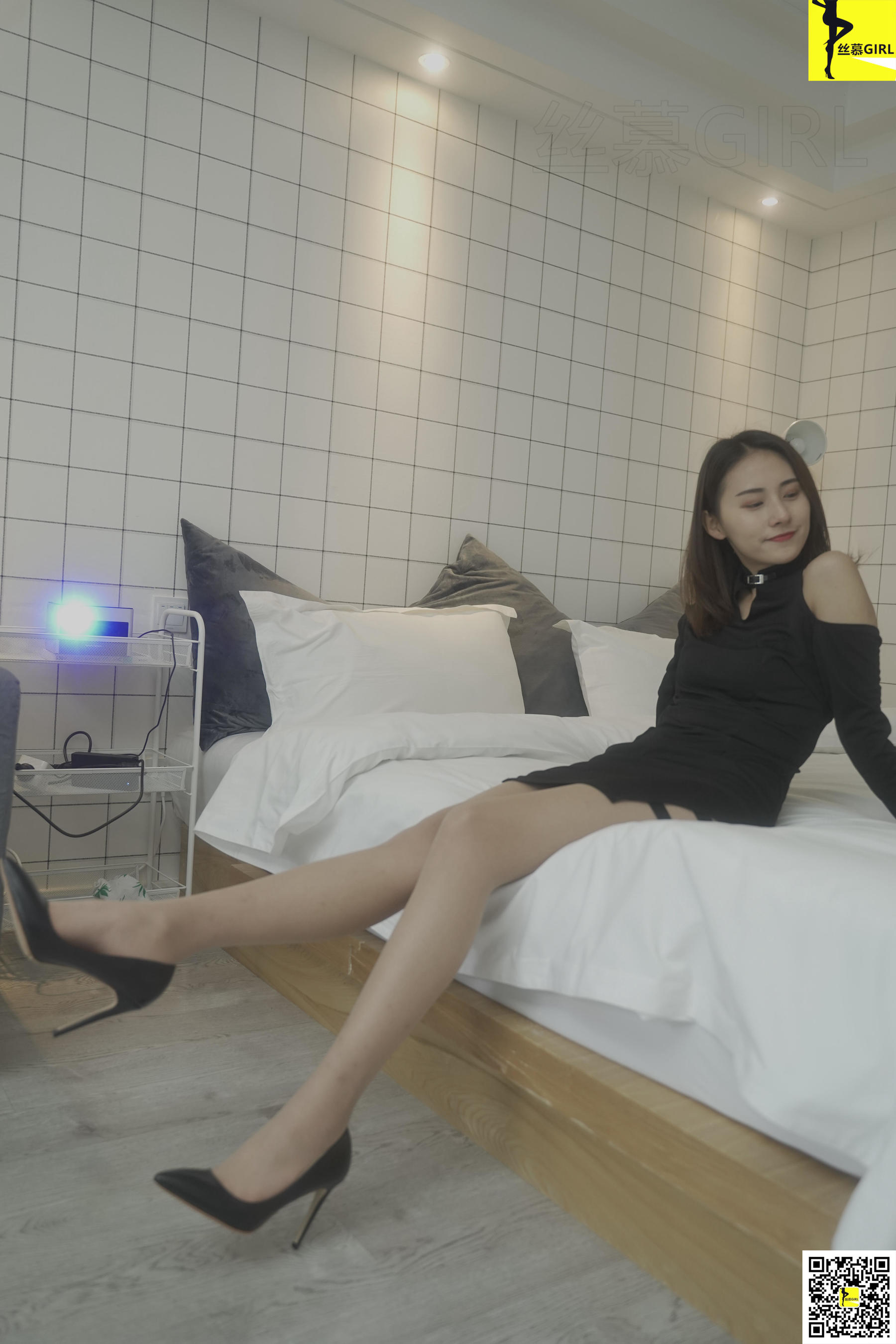 [丝慕] 第053期 婷伊 《初见》_第2张