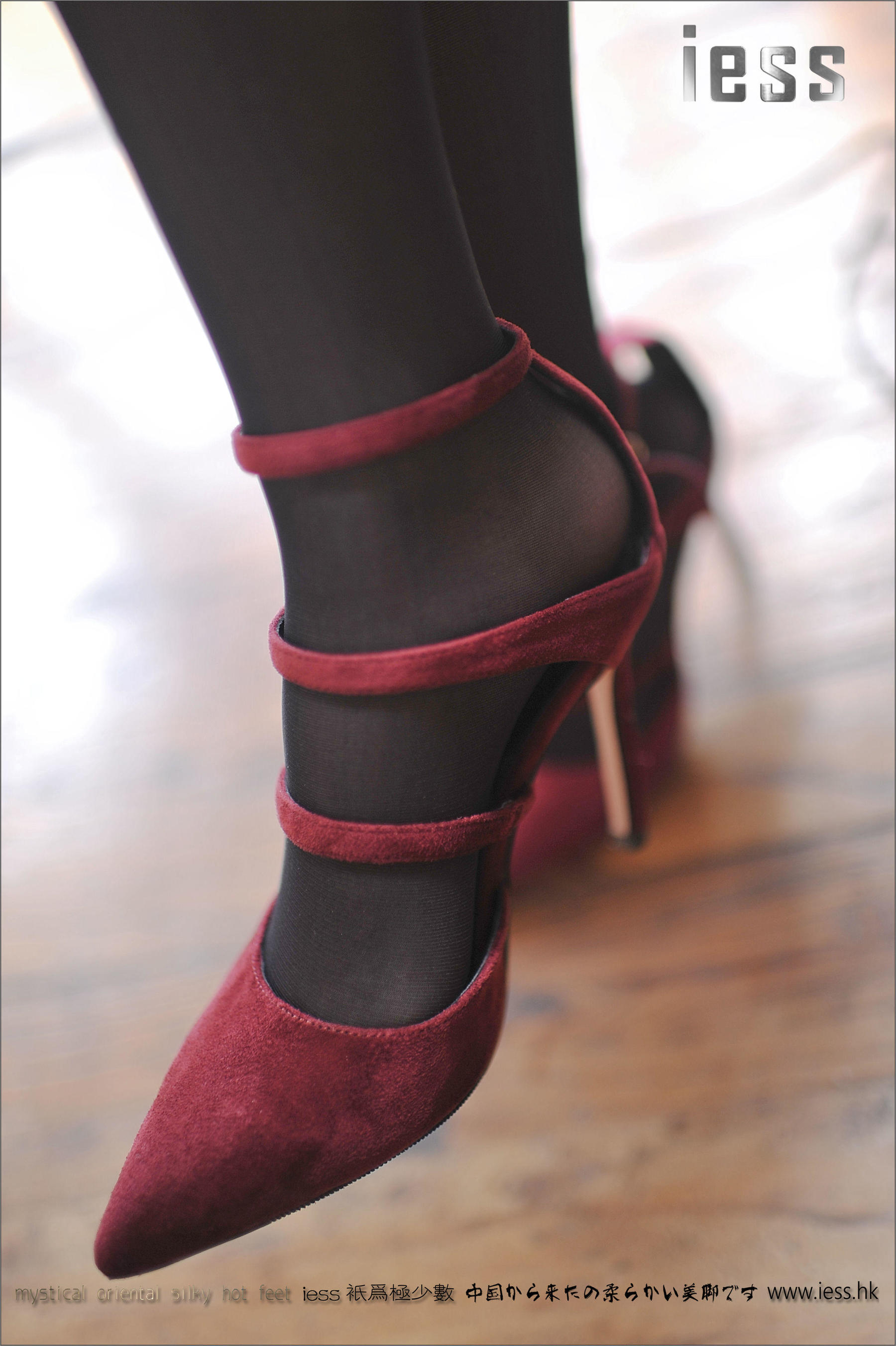 丝足便当047 小夕 《少女的腿（足）》[IESS异思趣向]_第5张