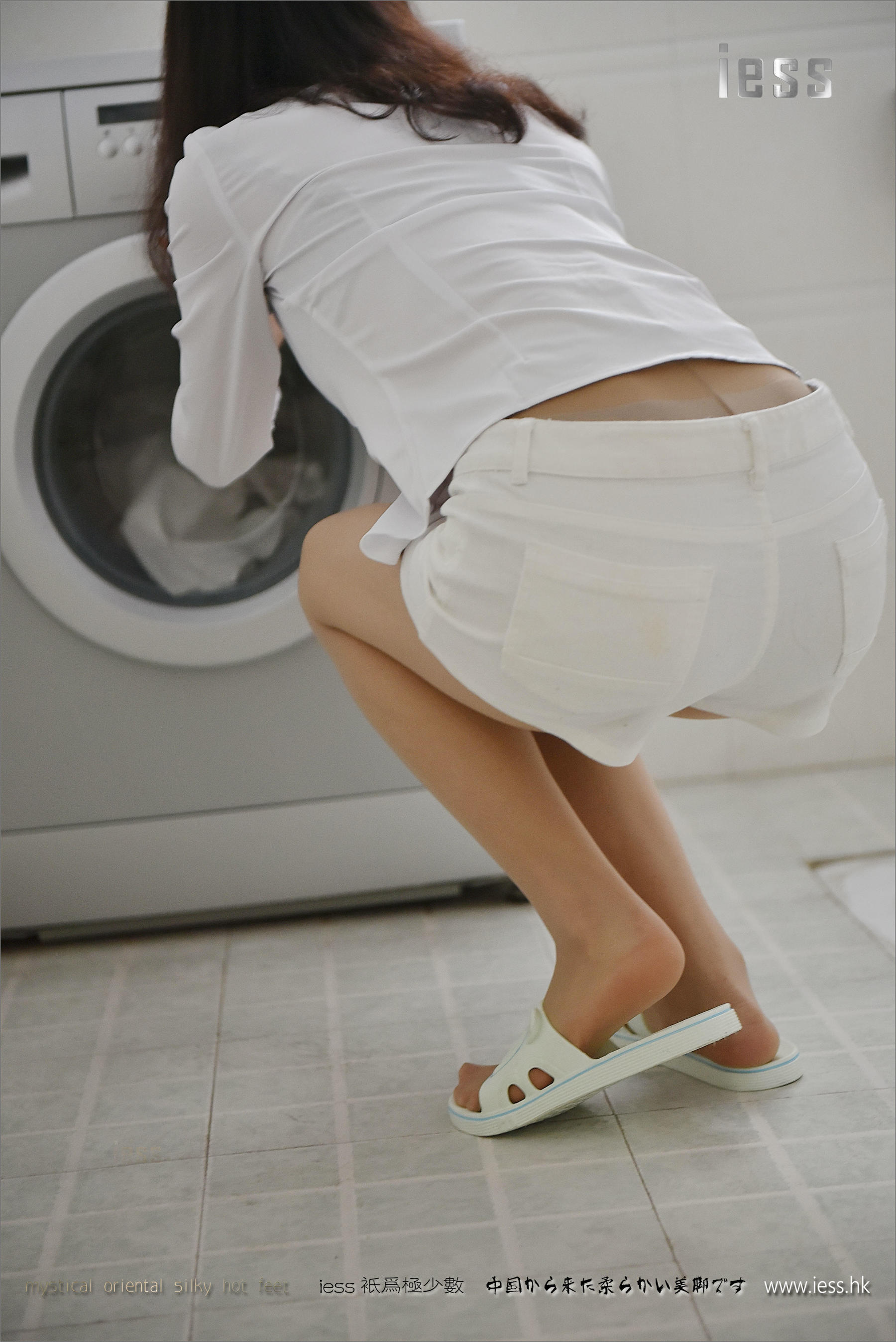 丝足便当101 小六 丝足场景剧七《妹妹的的周末》-part3洗衣[IESS异思趣向]_第3张