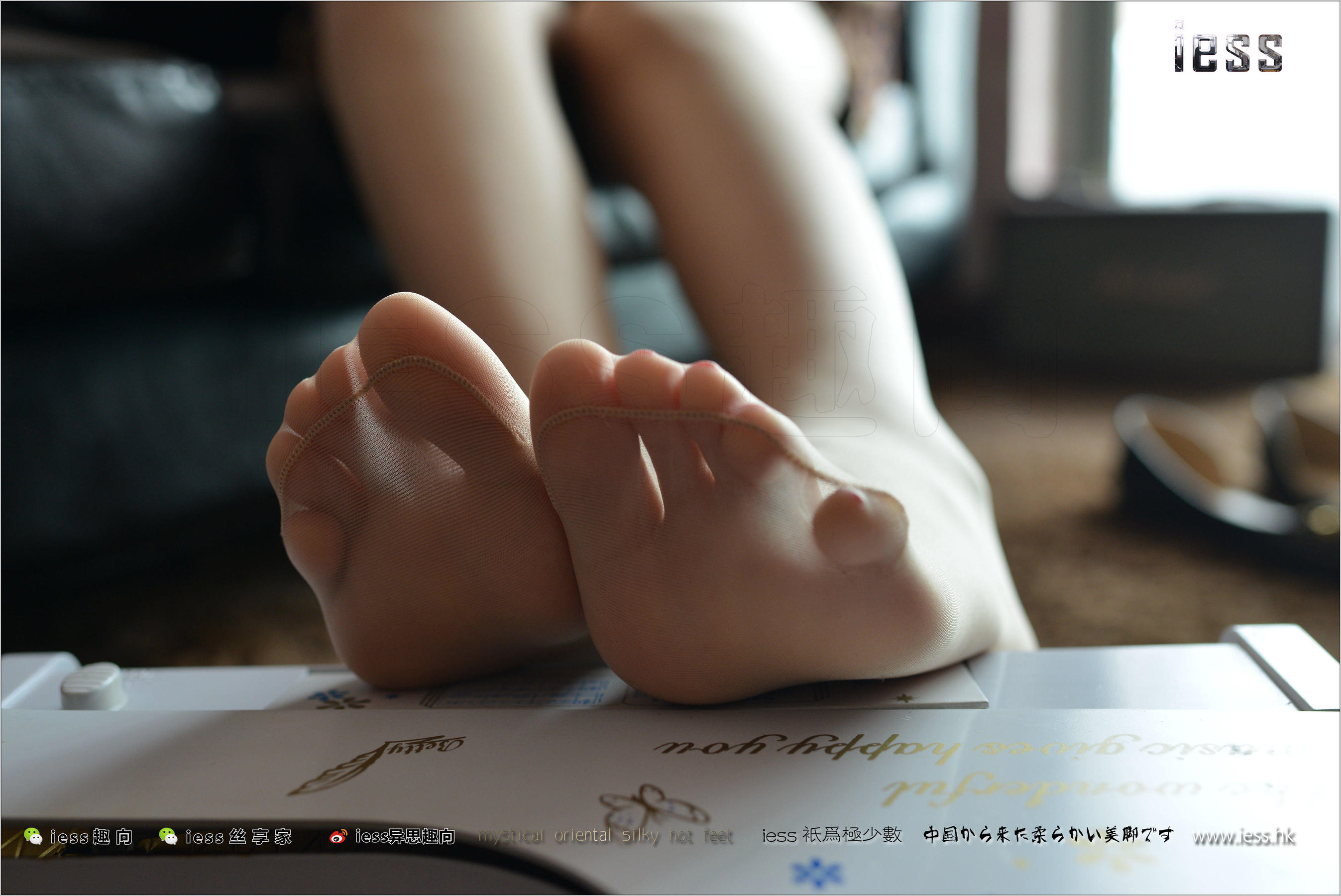 丝足便当138 人妻芳芳 《脚尖下的钢琴鸣奏曲》[IESS异思趣向]_第1张