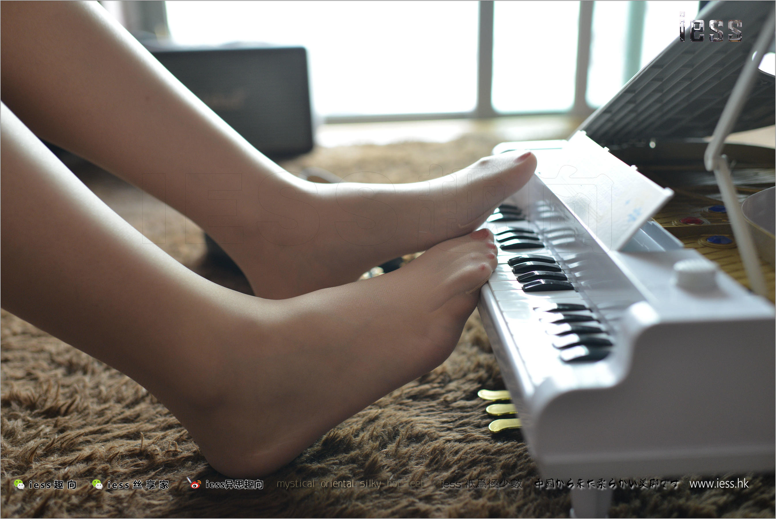 丝足便当138 人妻芳芳 《脚尖下的钢琴鸣奏曲》[IESS异思趣向]_第5张