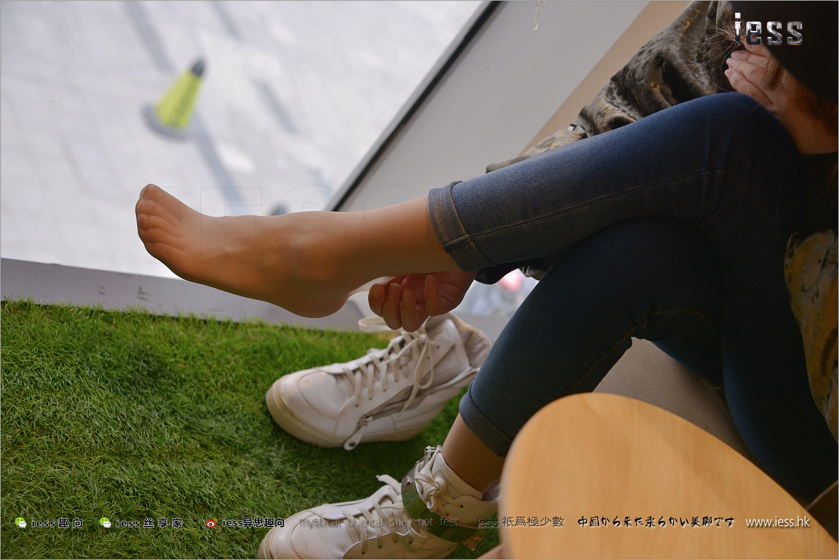 小捷《爱的双重奏①》[异思趣向IESS] 丝足便当194_第1张