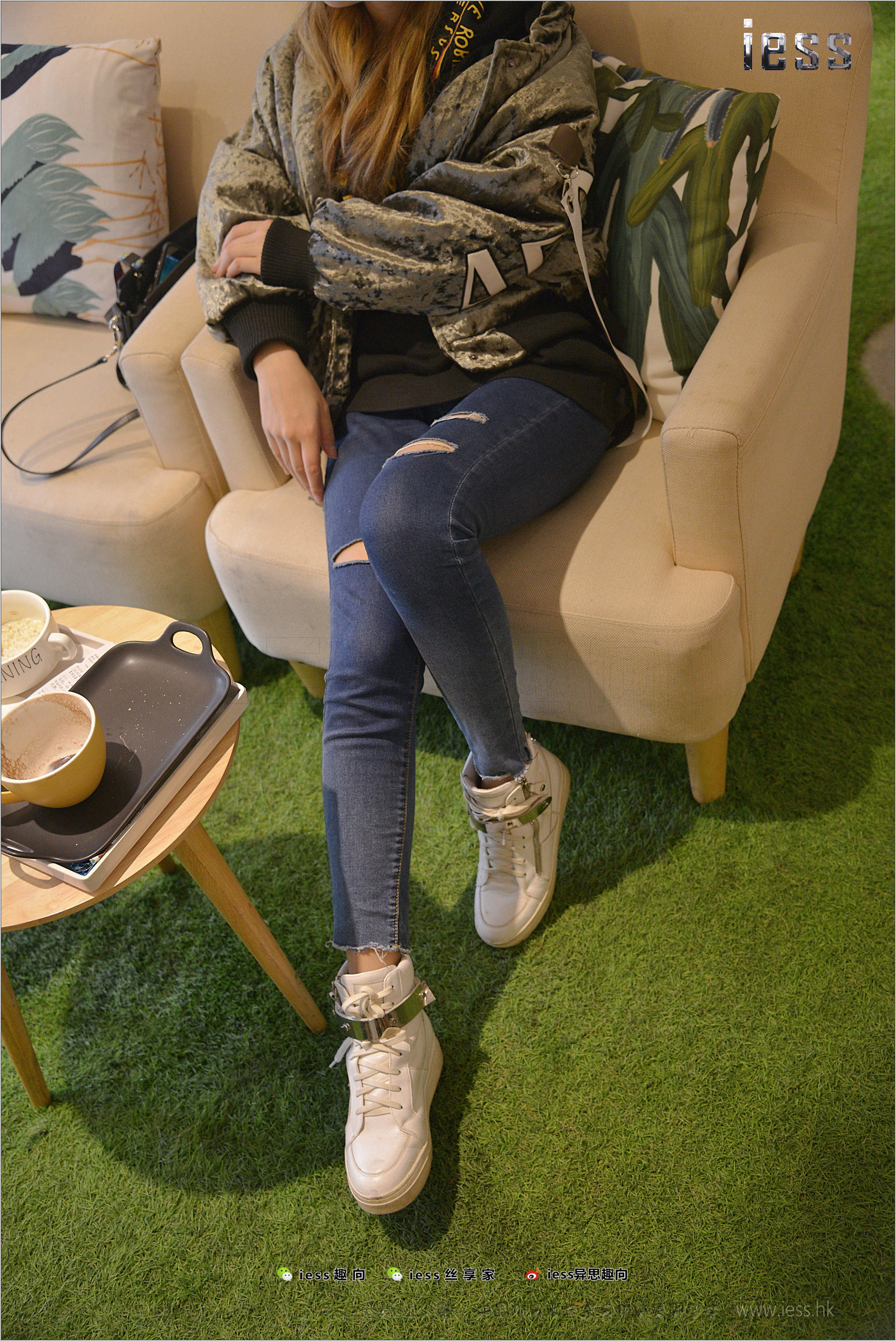 小捷《爱的双重奏①》[异思趣向IESS] 丝足便当194_第5张