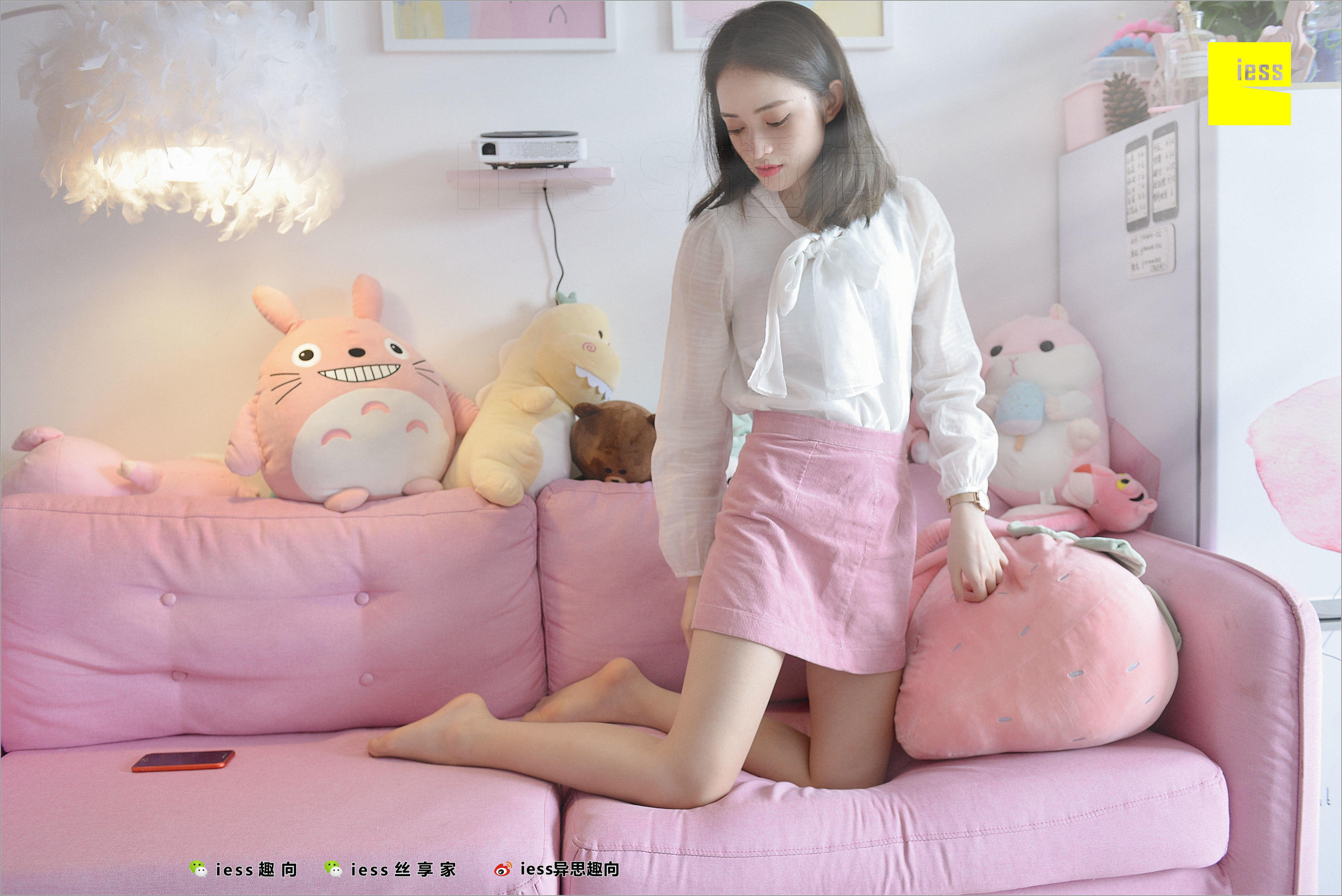 [异思趣向IESS] 丝足便当245 姗姗 《闷》_第2张