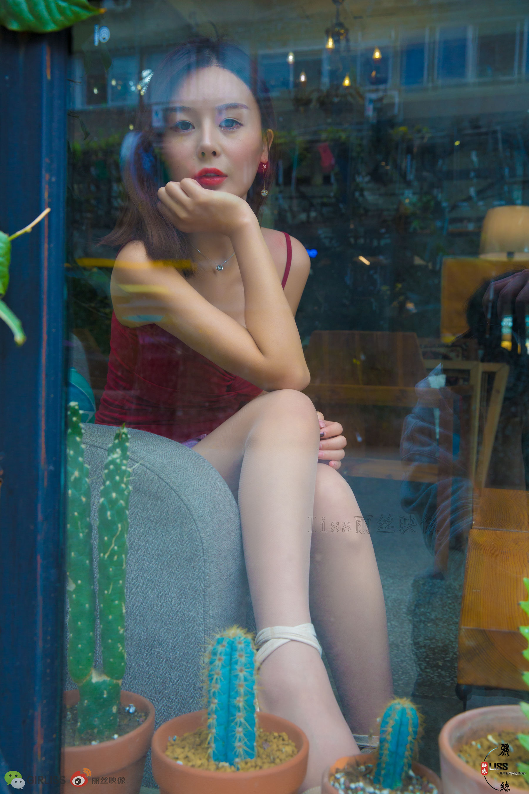 [丽丝映像GIRLISS]  梁冰的红螺旋与肉丝_第4张