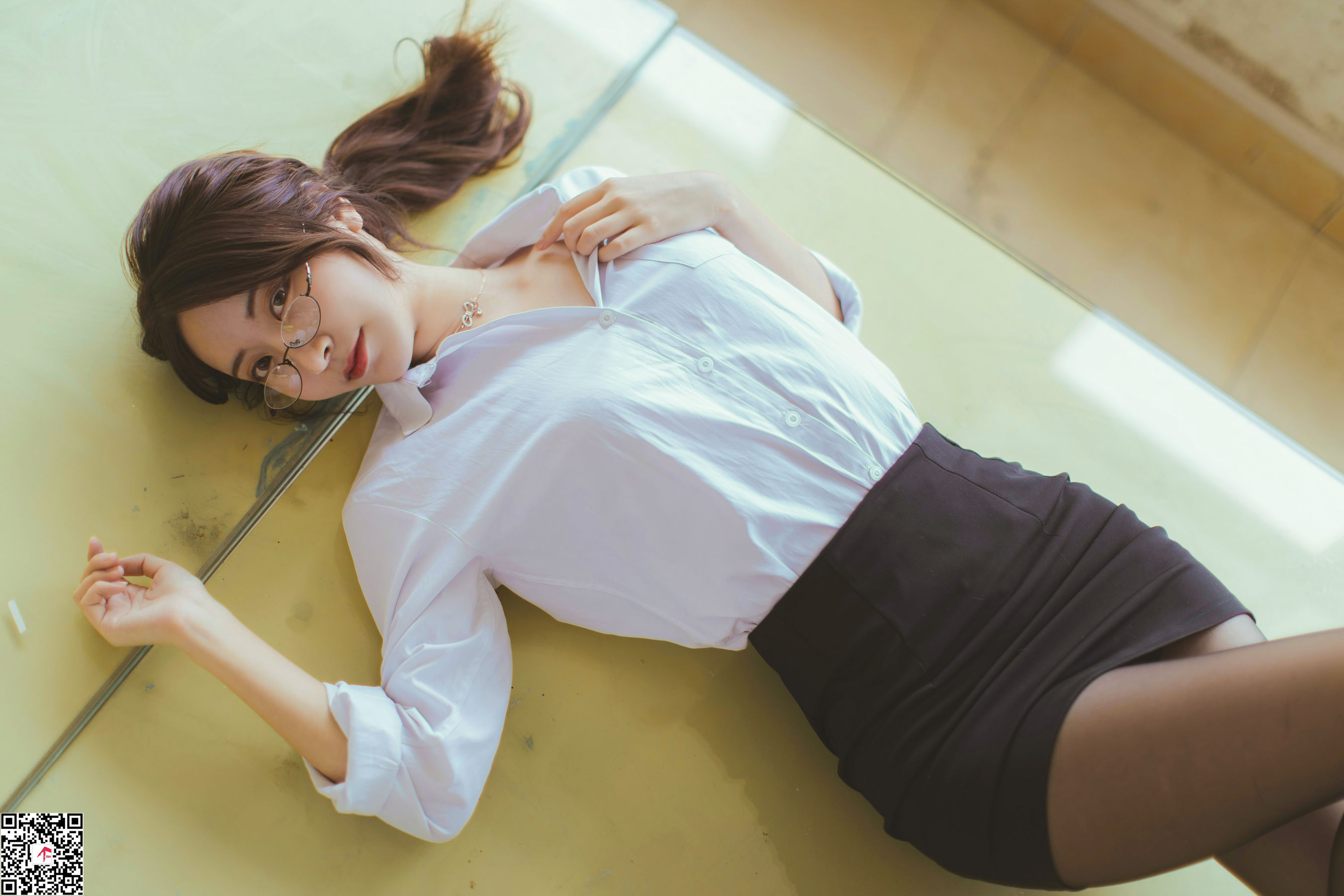 [丽丝映像GIRLISS]  丝滑情节的教师_第3张