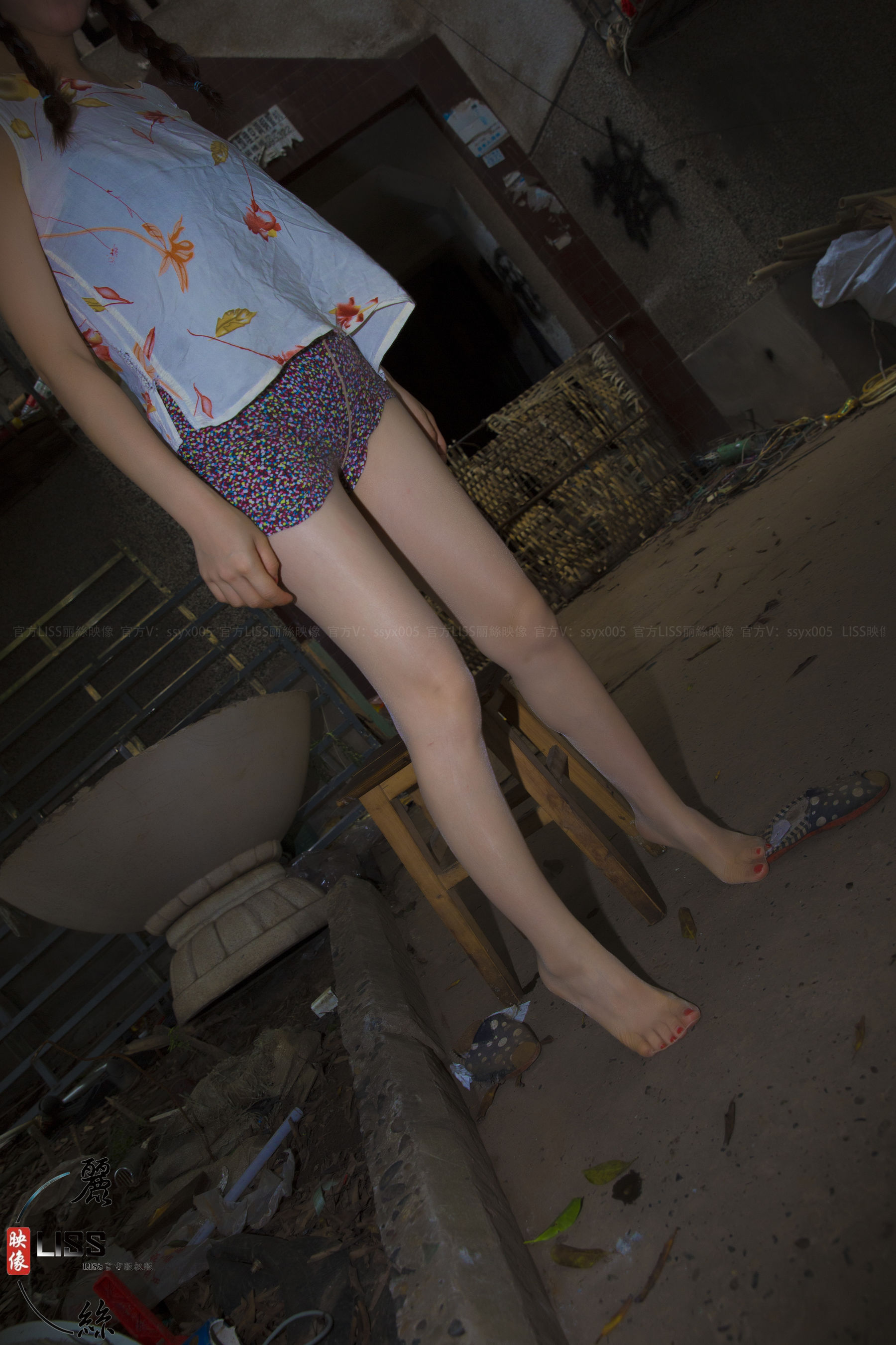 GIRLISS丽丝映像甄选 - 生化危圾：无尽黑暗_第5张