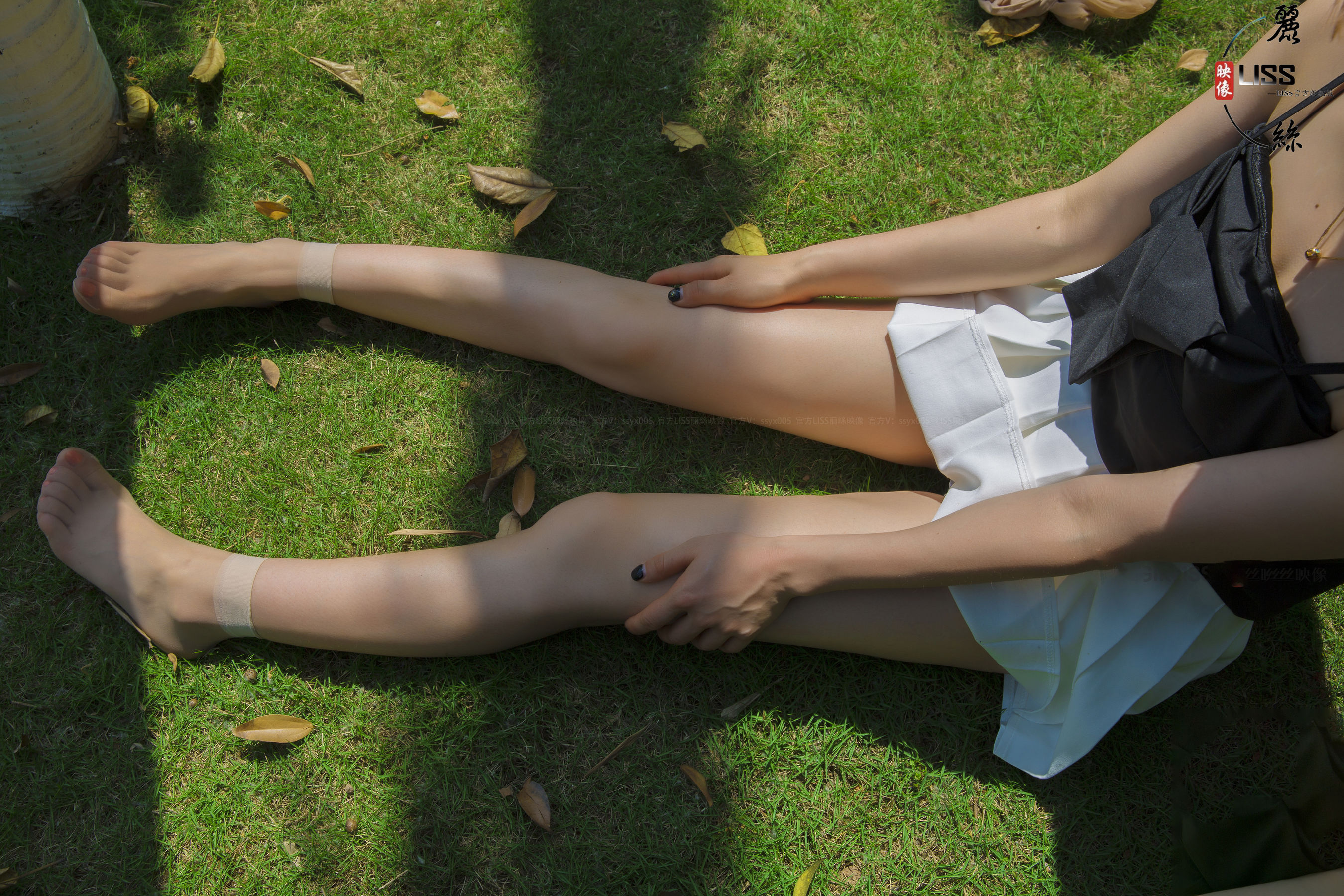 GIRLISS丽丝映像甄选 - 绿意牌坊_第2张