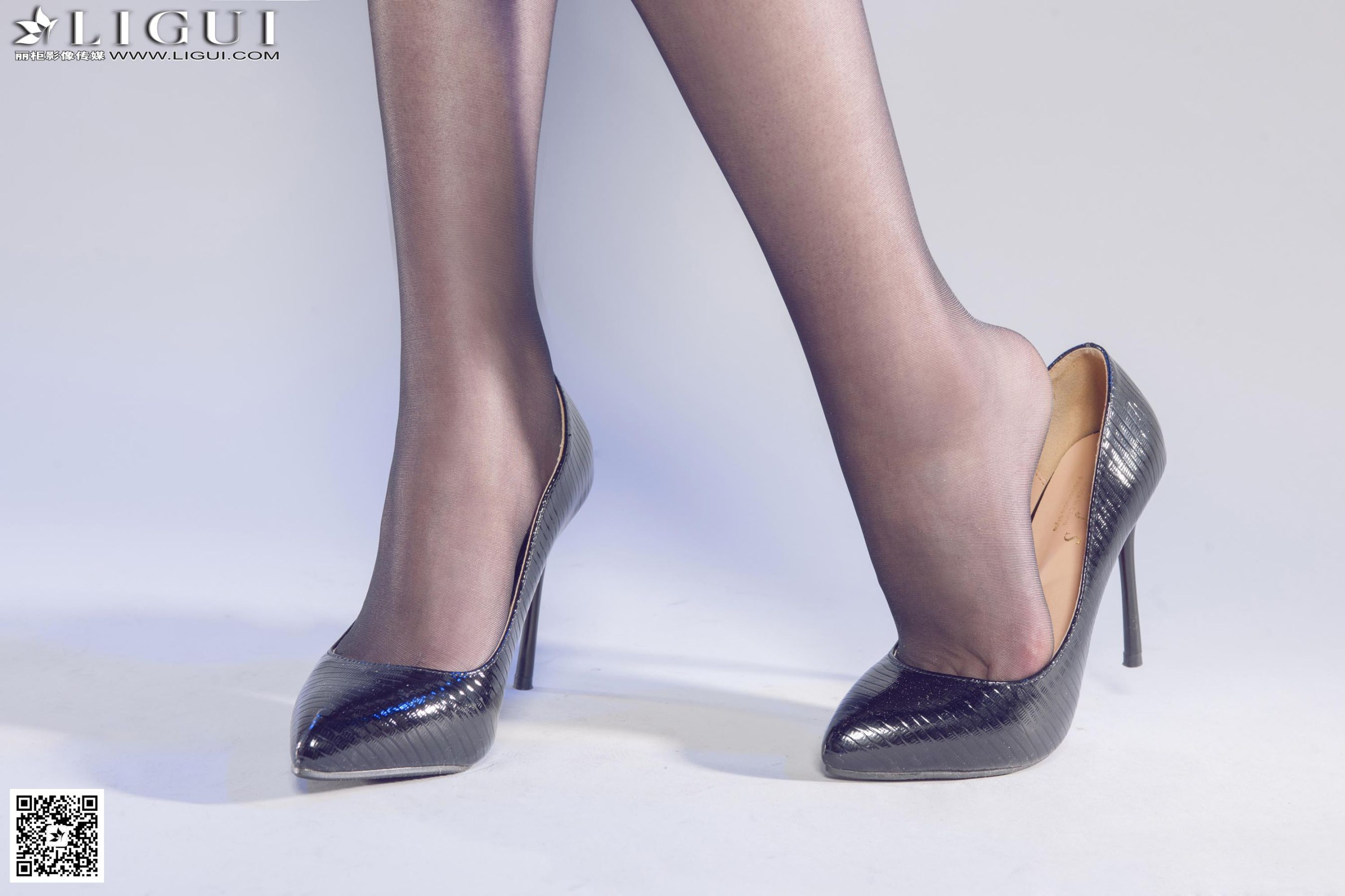 Model 佳怡《灰丝高跟秘书》上下全集 [丽柜LiGui] 美腿玉足写真图片_第3张