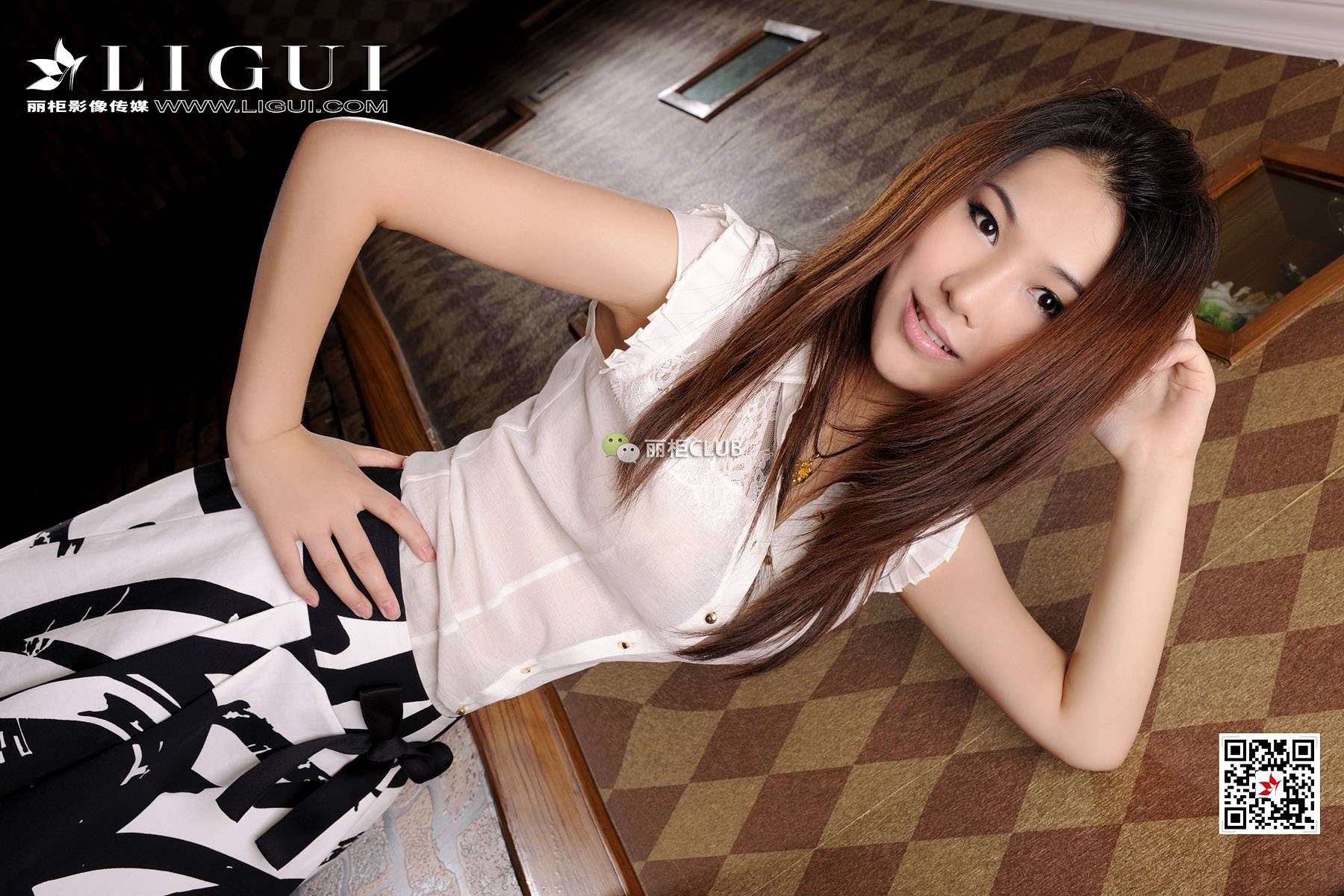 腿模文静《连衣裙高跟》 [丽柜Ligui]_第2张