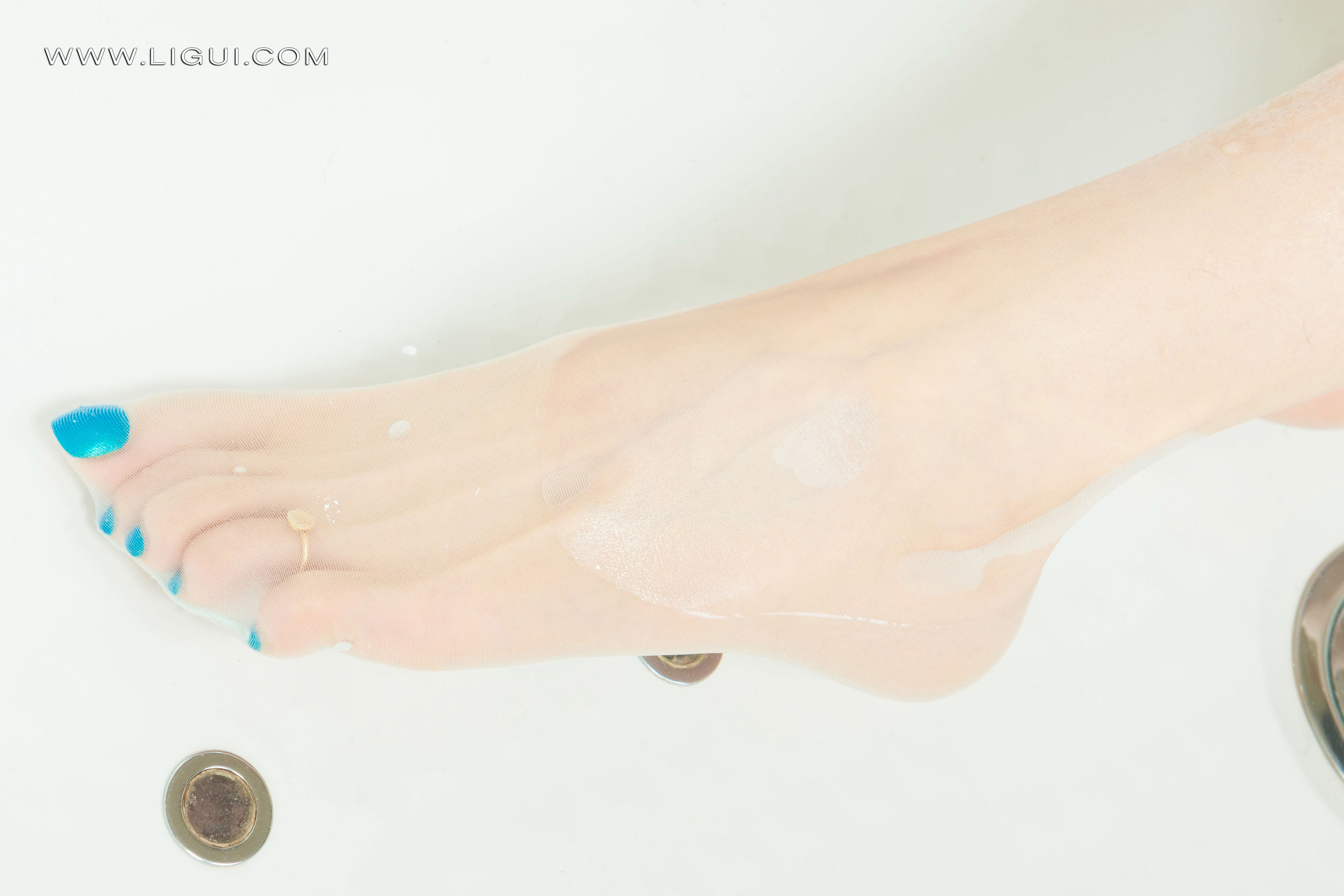 [丽柜Ligui]  凉儿 丽佣香浴_第4张