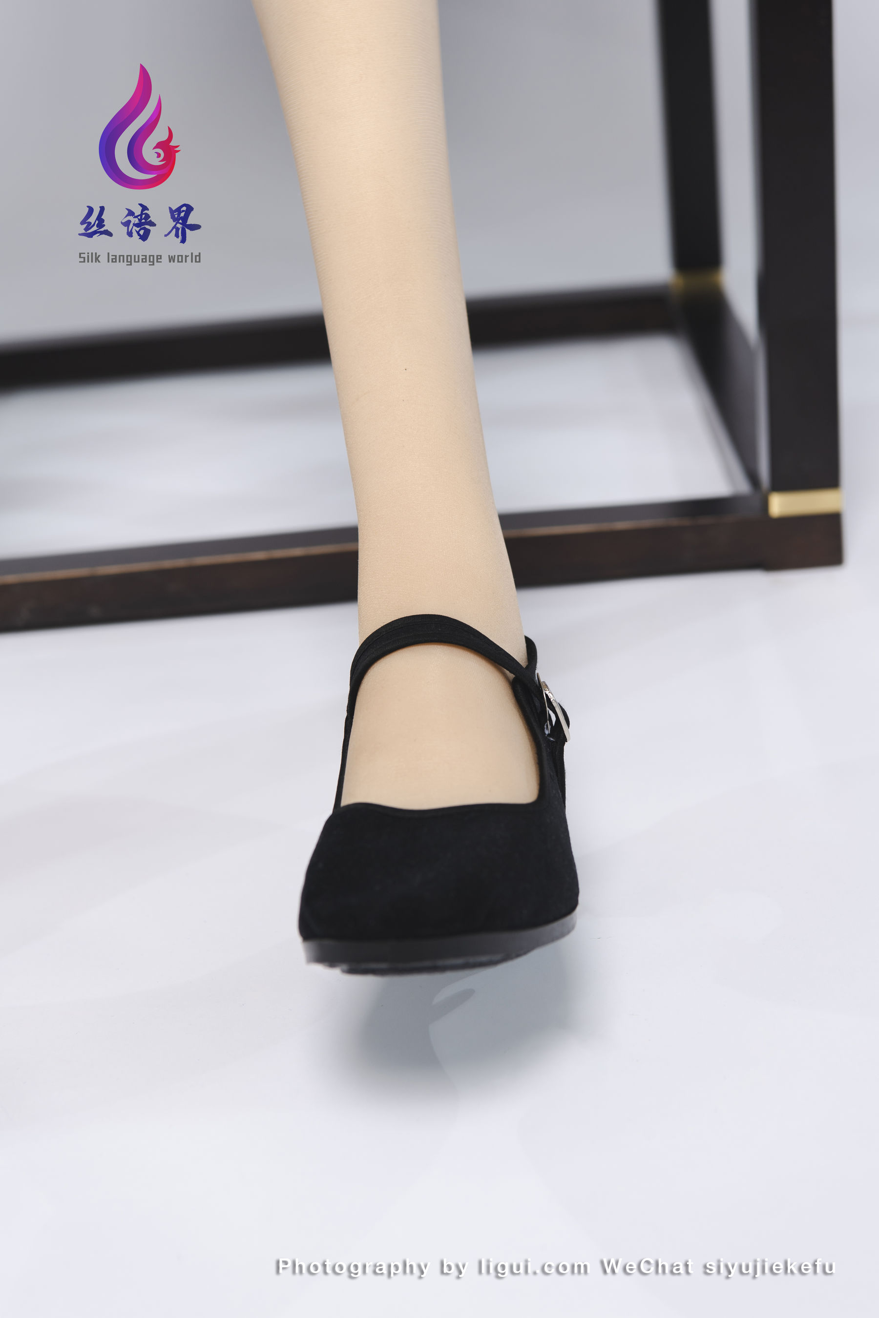 [丽柜Ligui]  瑜薇 缚娃虐恋_第4张