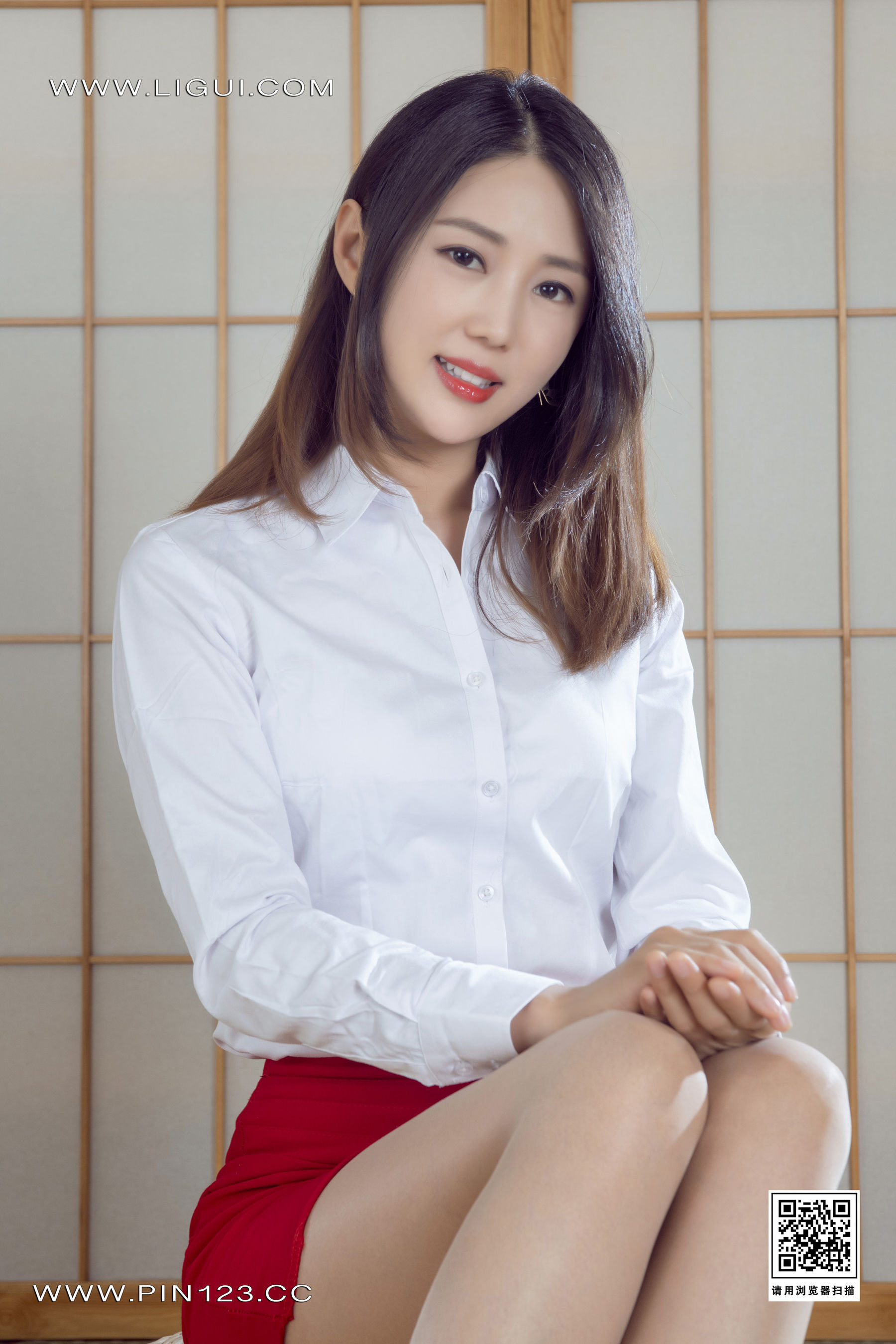 [丽柜Ligui]  海伦娜 一品尤物_第3张