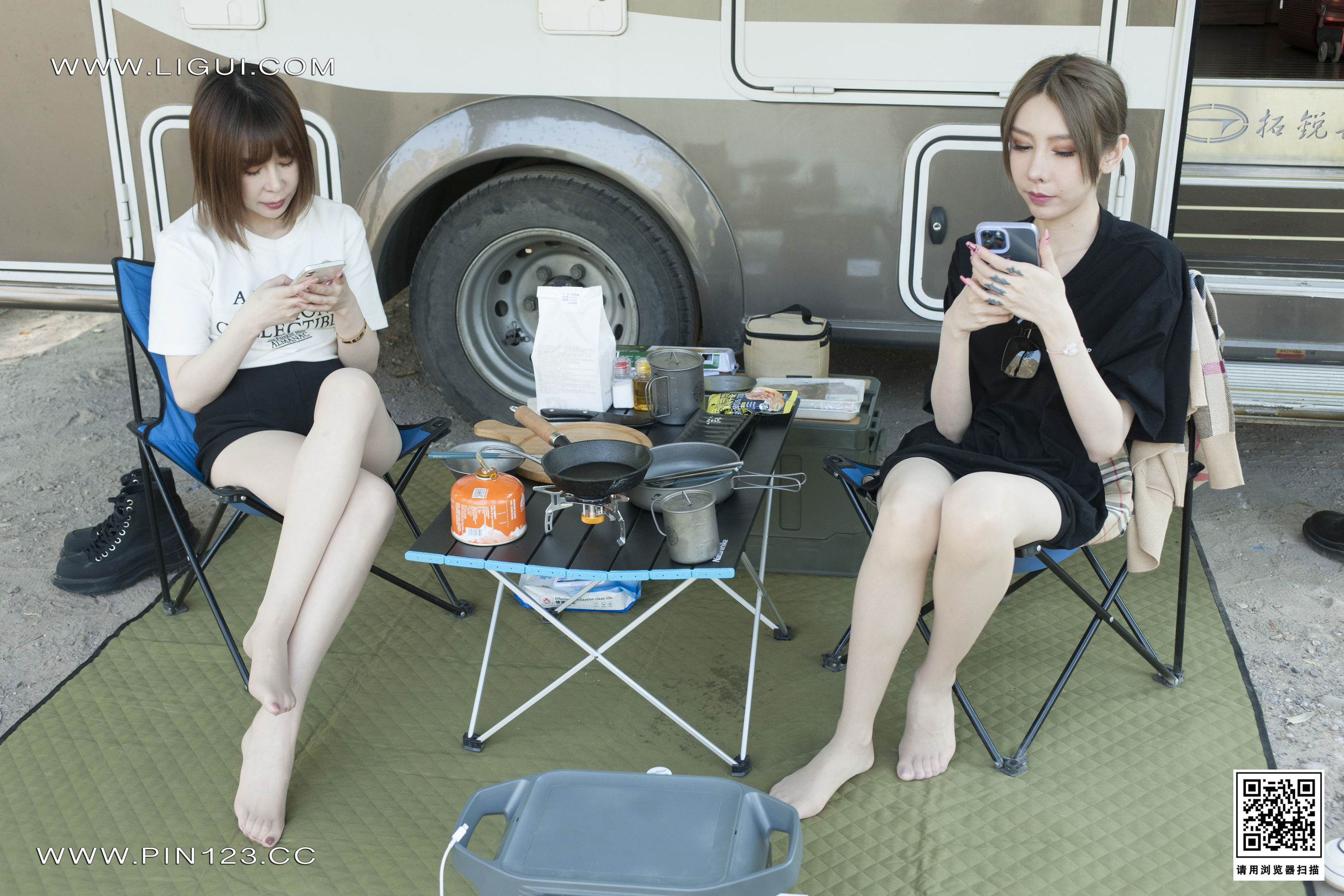 [丽柜Ligui]  兔子＆Vicky 香丝露营_第2张