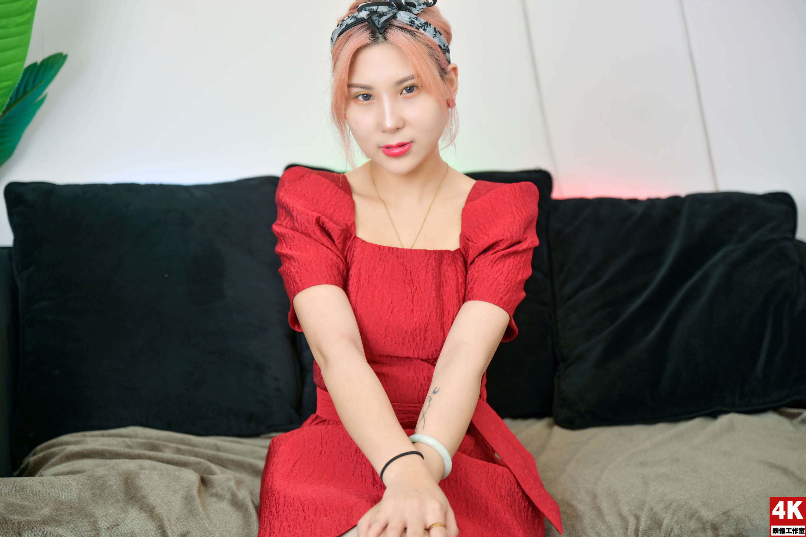 [丽柜Ligui]  小發 氛围灯下的肉丝_第4张