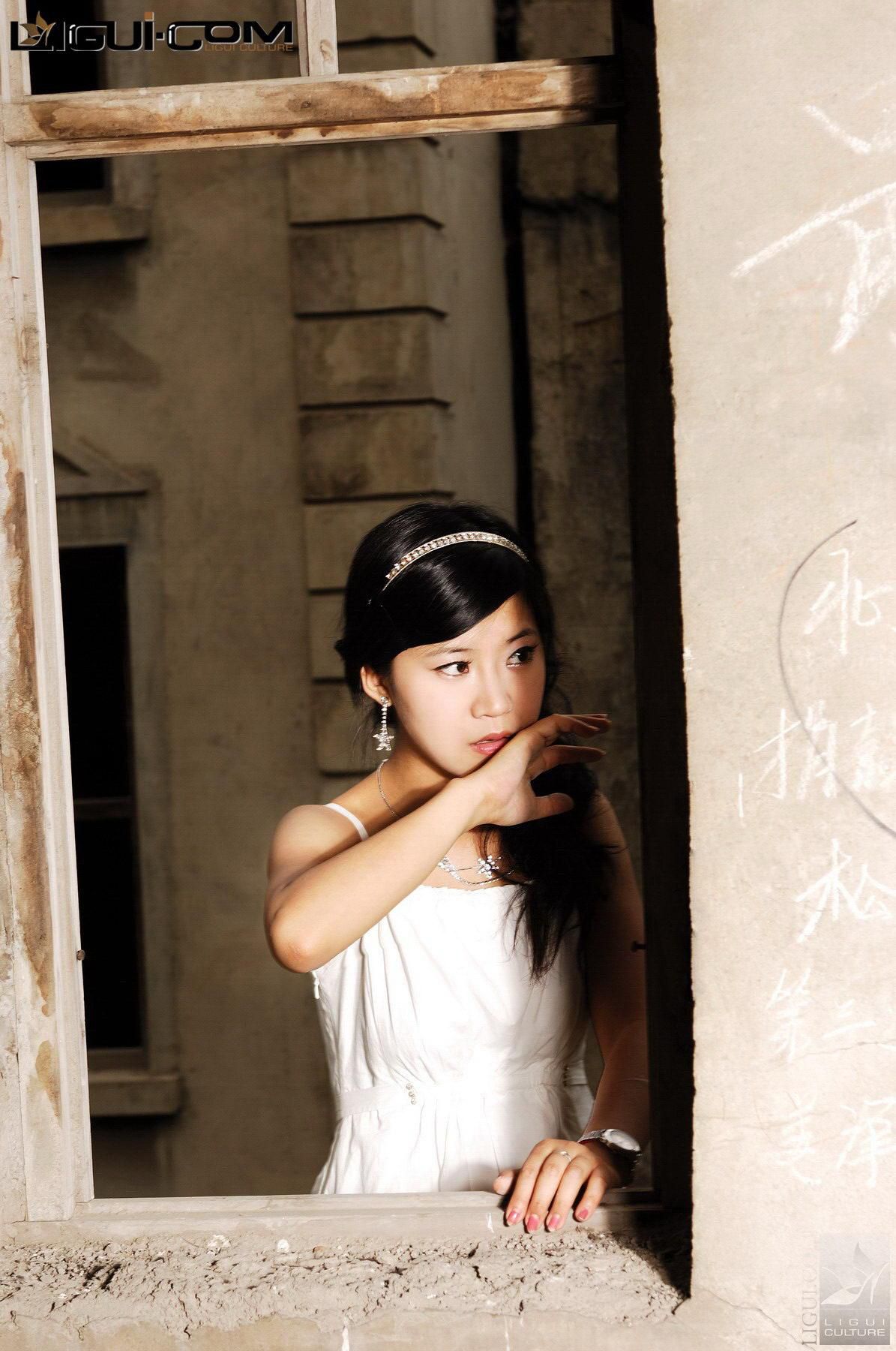 Model 卡鲁鲁《纯情少女的丝恋》 [丽柜LiGui] 丝足写真图片_第2张