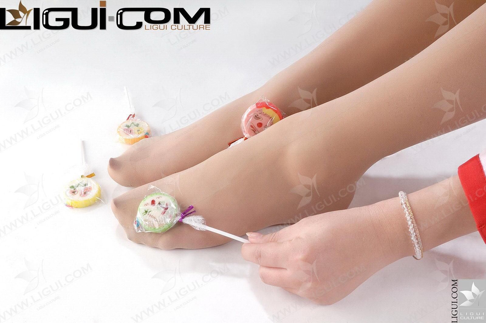 Model 丝丝《学生年代的青春幻想》 [丽柜LiGui] 丝足写真图片_第4张