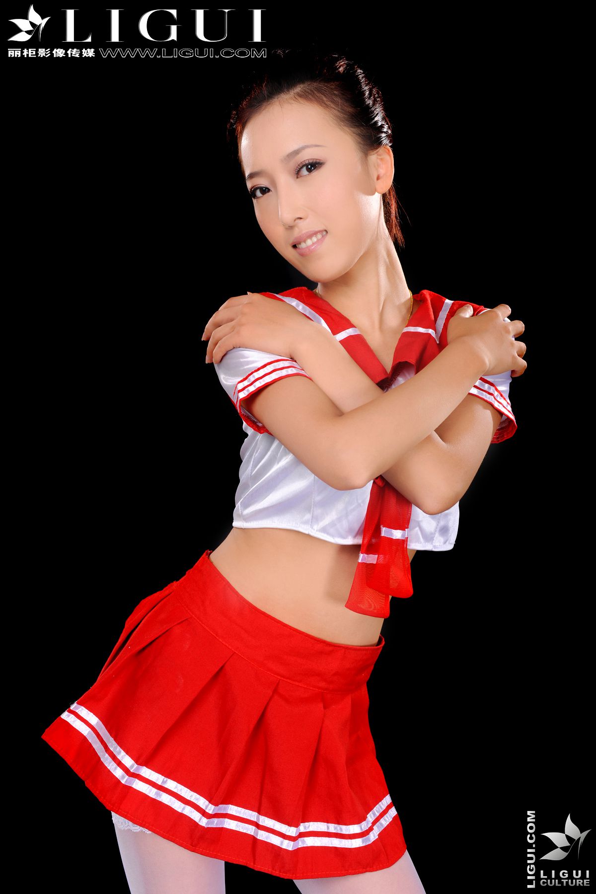 Model 美美《清纯学生妹》 上下合集 [丽柜LiGui] 美腿玉足写真图片_第1张