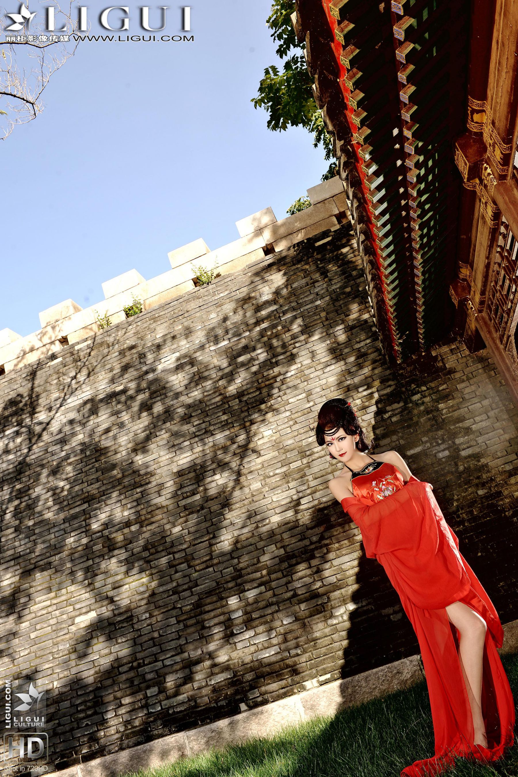 Model 可馨《绝色古典美女》 [丽柜LiGui] 美腿玉足写真图片_第1张